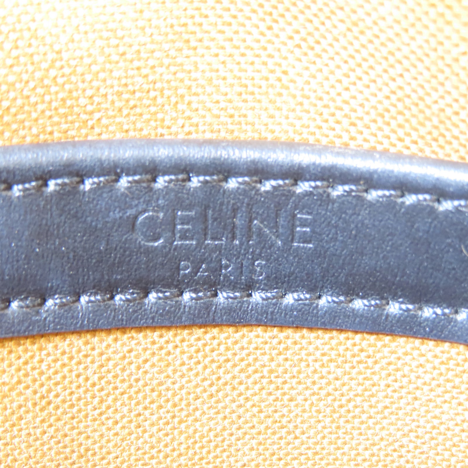 CELINE 塗層帆布Camera Bag金扣肩背袋黑色/啡色