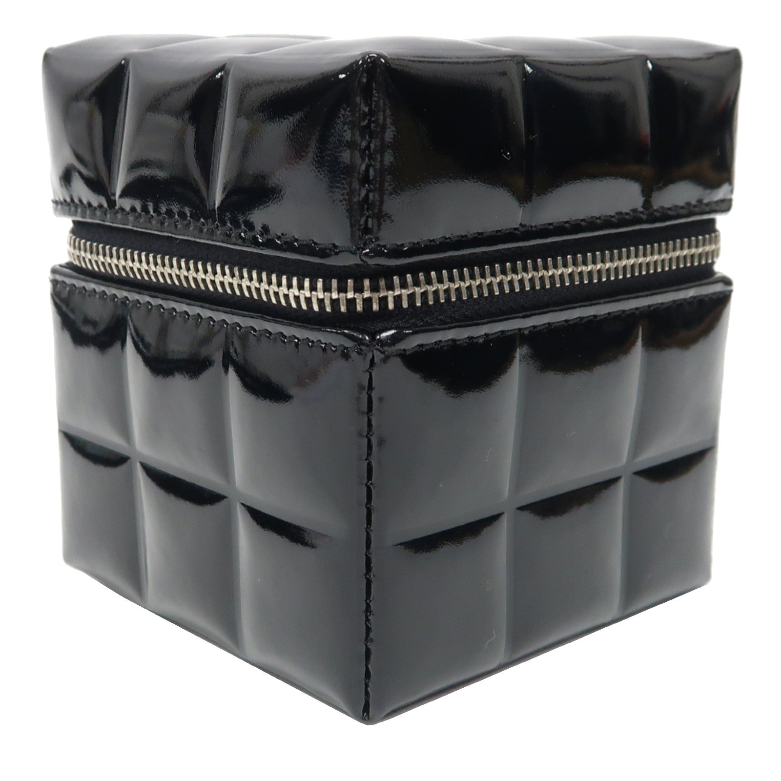 CHANEL 漆皮皮革Clutch銀扣手拿包黑色