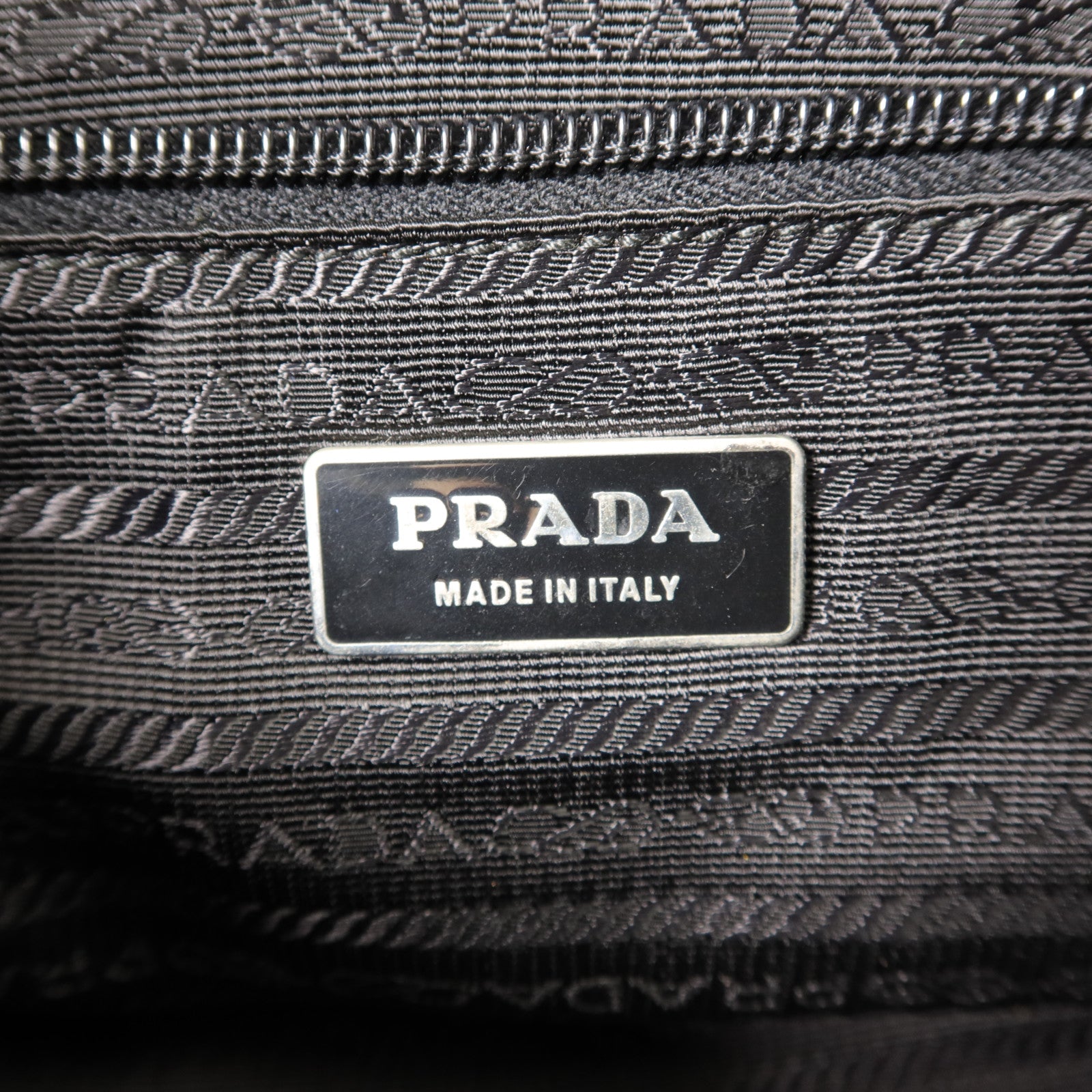 PRADA 尼龍Messenger Bag肩背袋