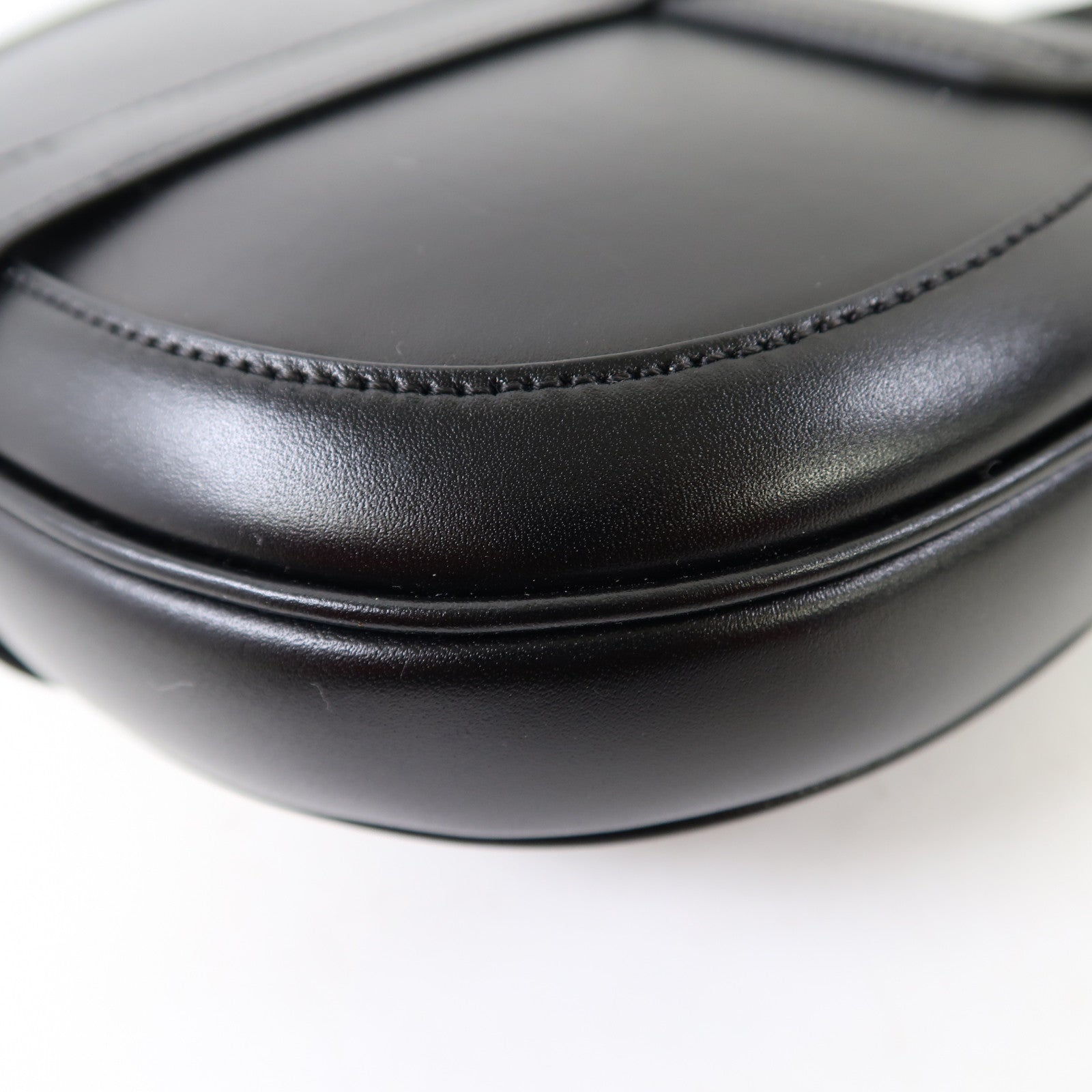CELINE 牛皮皮革Small Besace 16金扣肩背袋黑色
