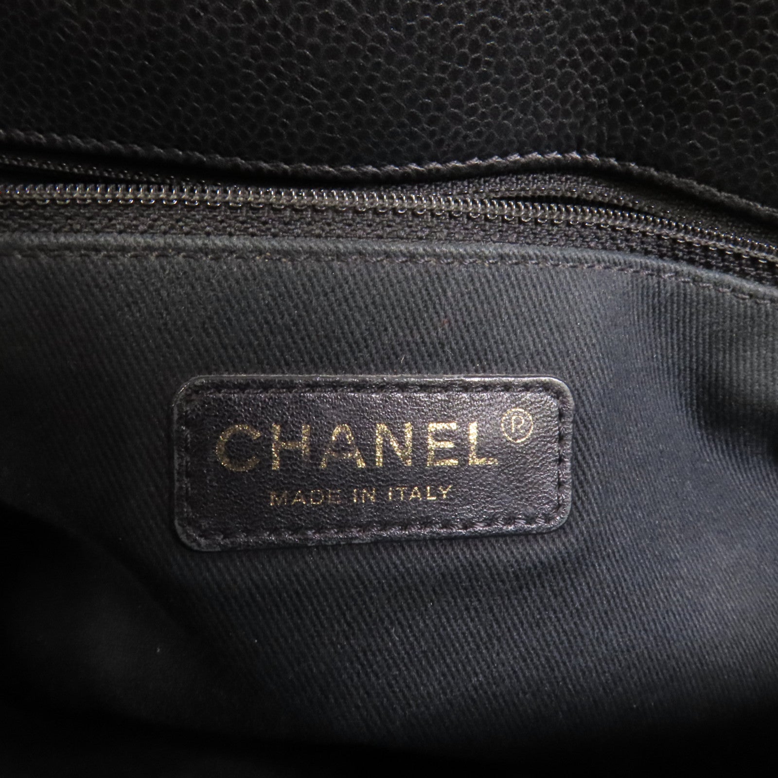CHANEL 牛皮皮革Timeless CC金扣鏈帶肩背袋