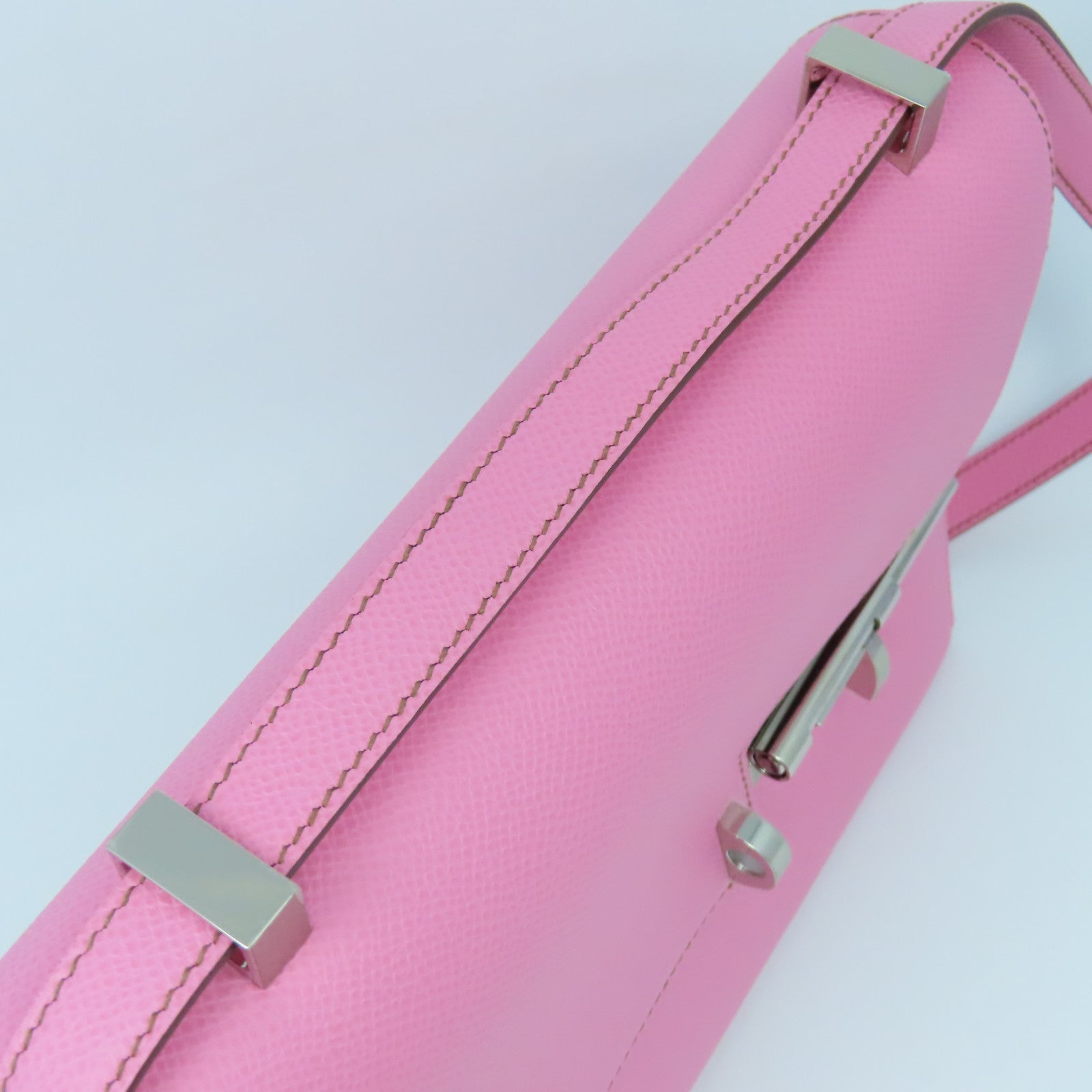 HERMES Epsom皮革Verrou 21银扣肩背袋粉红色