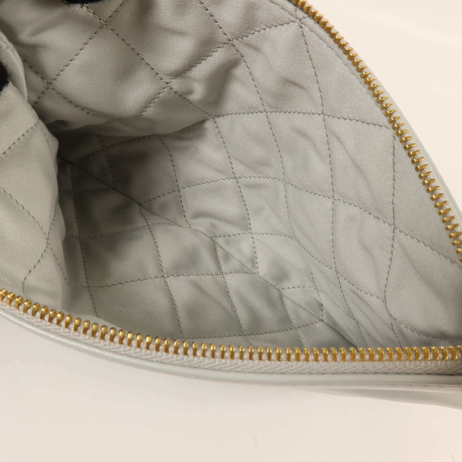 CHANEL 牛皮皮革Chanel 22 Large鏈帶肩背袋