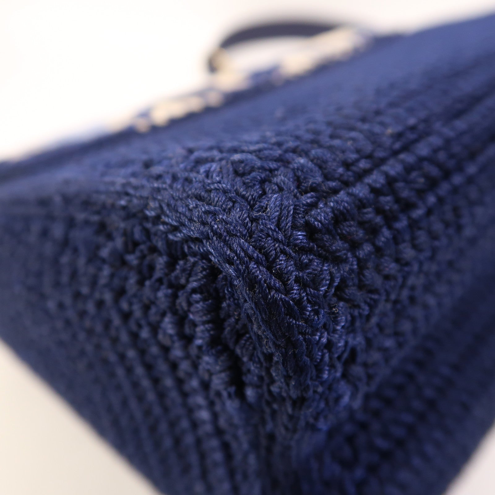 LOUIS VUITTON Crochet Twist MM金扣鏈帶肩背袋