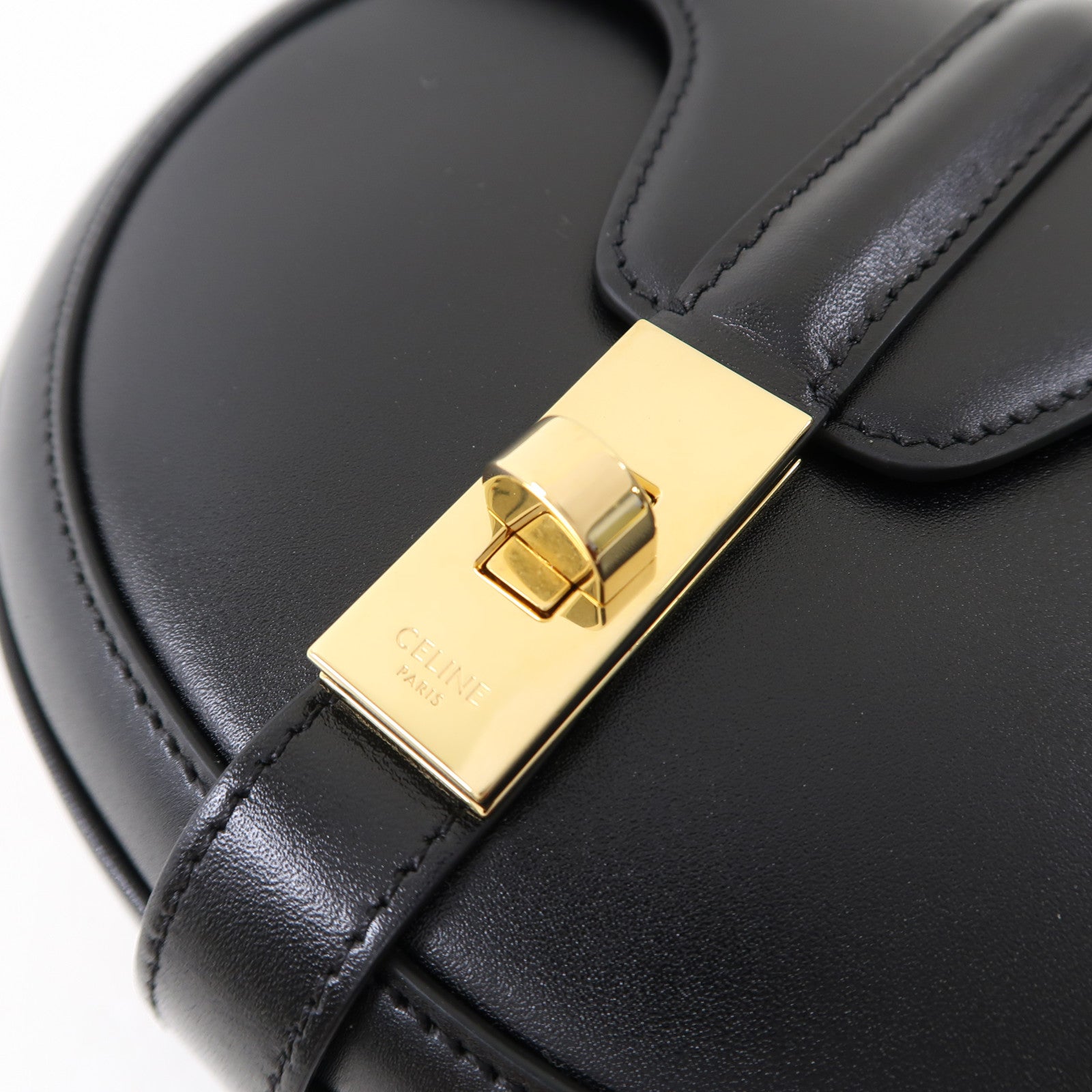 CELINE 牛皮皮革Small Besace 16金扣肩背袋黑色