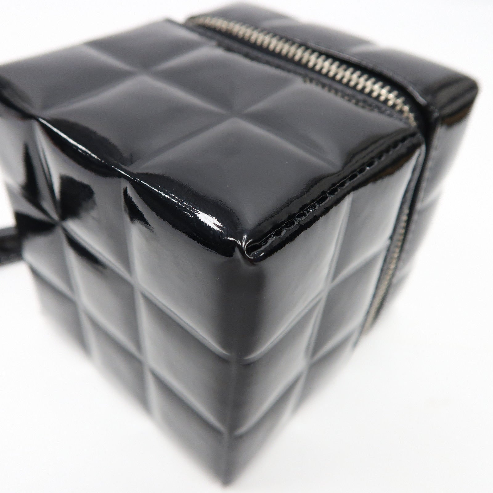 CHANEL 漆皮皮革Clutch銀扣手拿包黑色