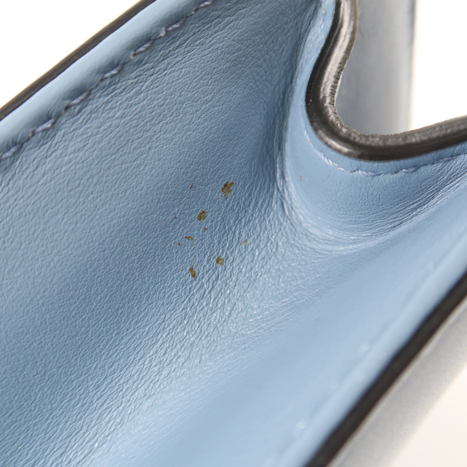 Valentino 牛皮皮革Shoulder Bag金扣鏈帶肩背袋