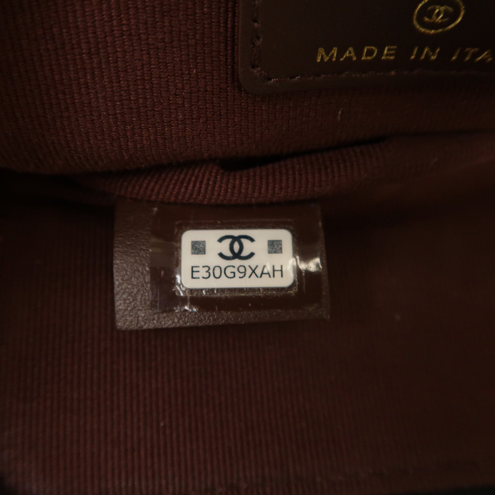 CHANEL 菱格Caviar皮革Card Case金扣卡片套黑色