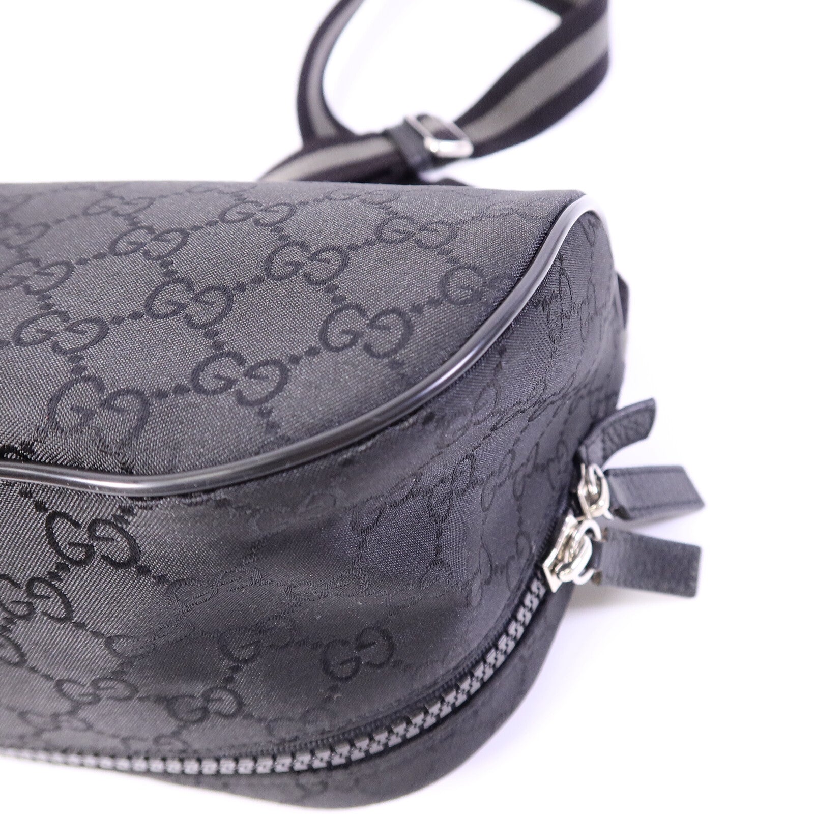 GUCCI 尼龍Waist Bag肩背袋