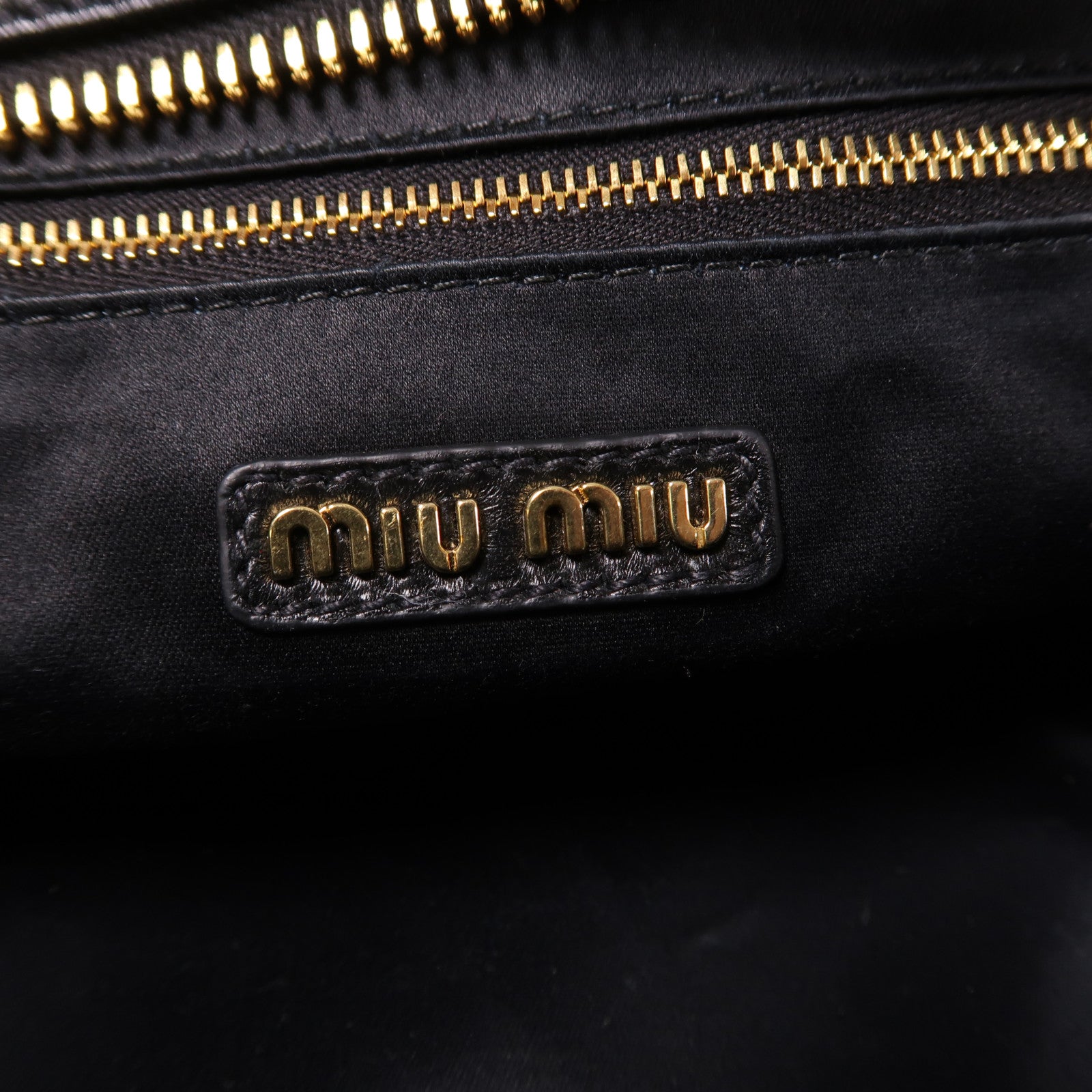 Miu Miu 羊皮皮革2 Way Shoulder Bag金扣手挽肩背兩用袋黑色