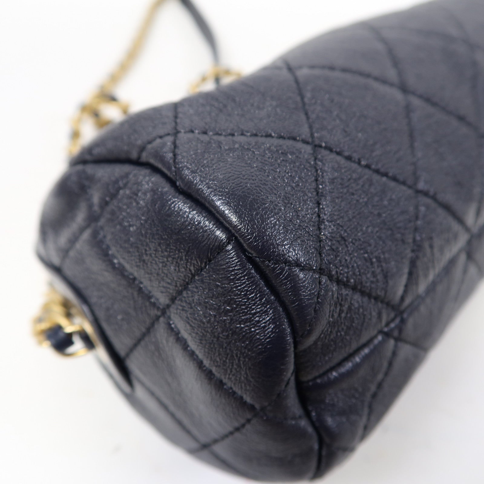 CHANEL 菱格羊皮皮革Chain Shoulder金扣鏈帶肩背袋深藍色