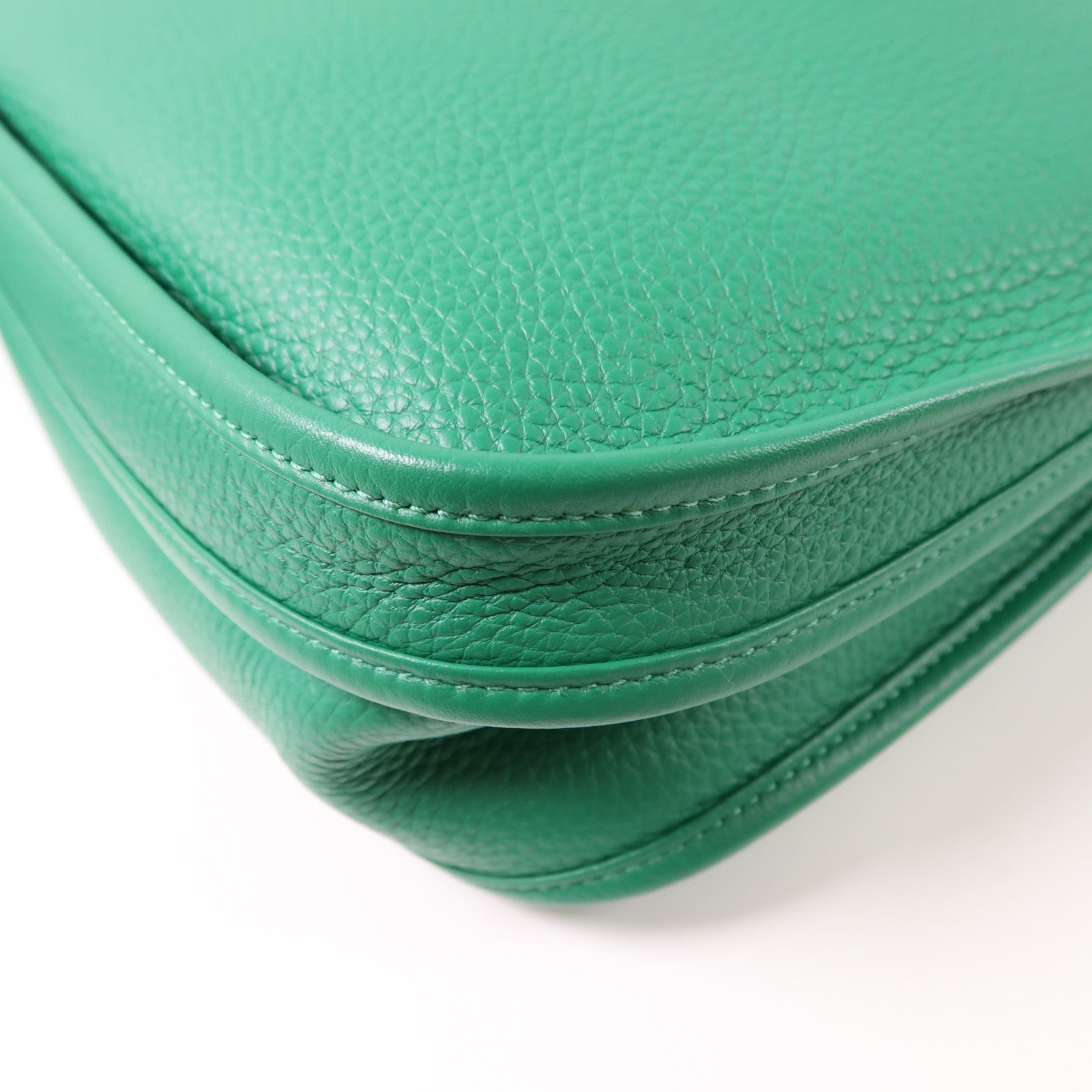 HERMES Clemence皮革Evelyne PM銀扣肩背袋Vert Vertigao