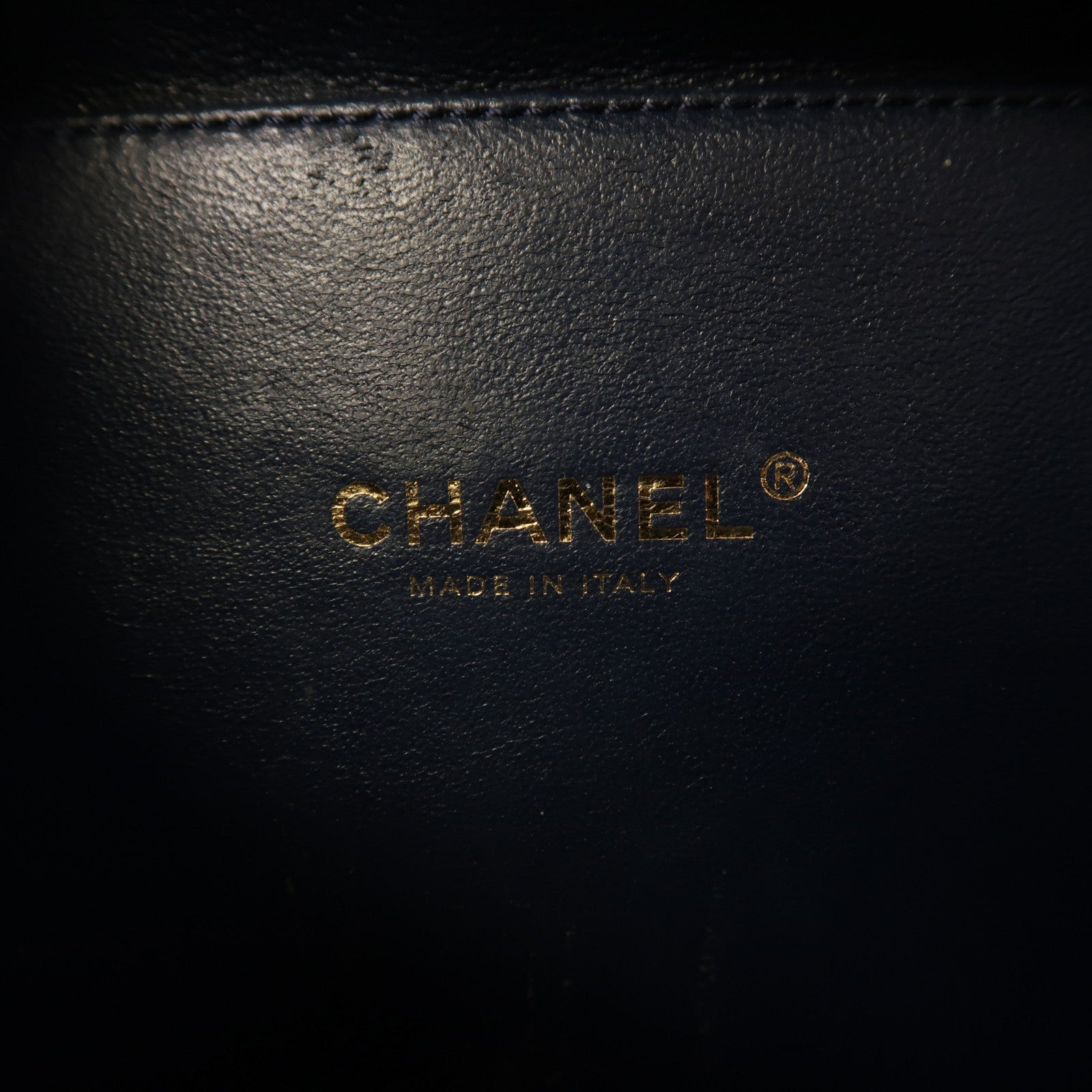 CHANEL 【激減優惠】牛皮皮革Vanity Case金扣鏈帶肩背袋