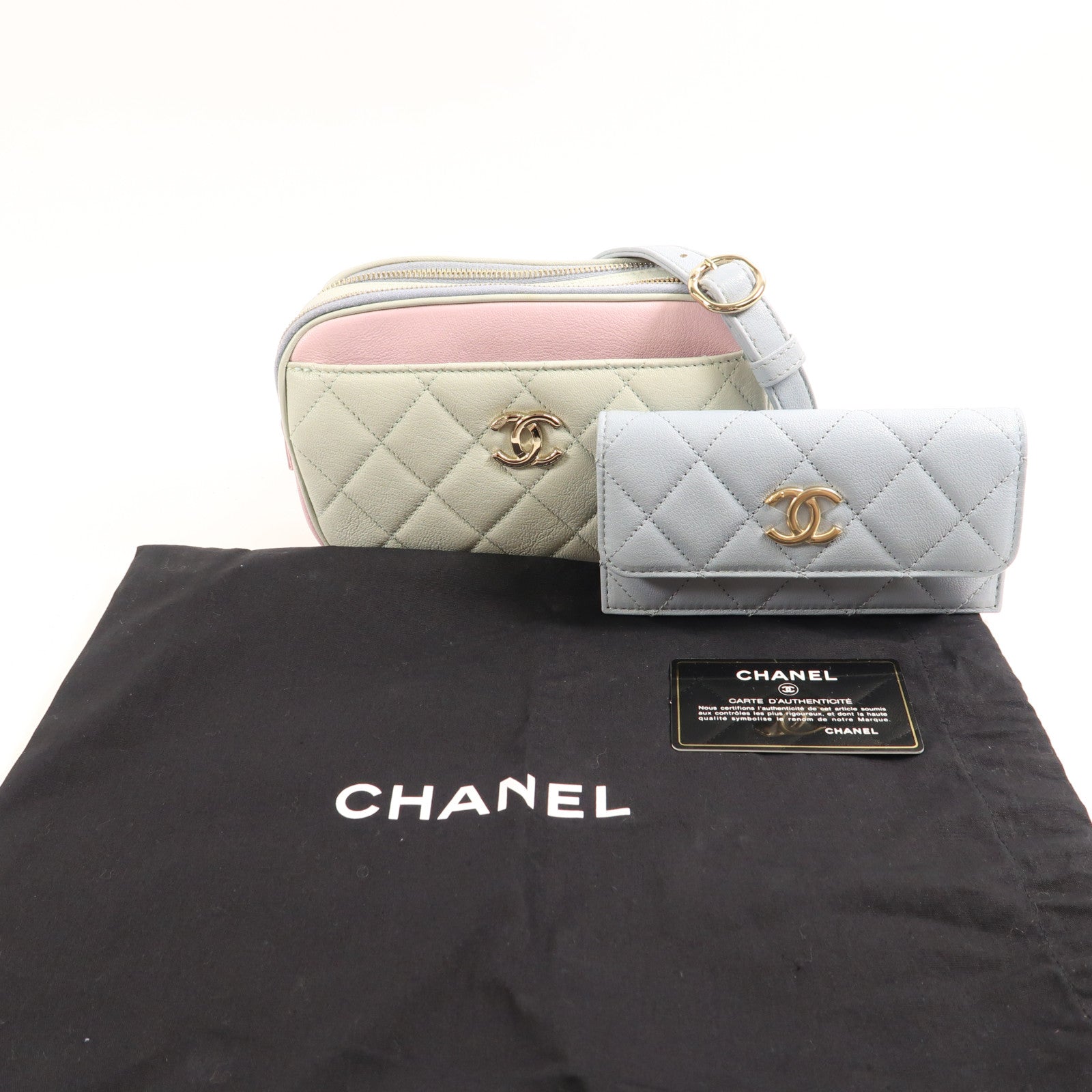 CHANEL 牛皮皮革Waist Bag金扣鏈帶腰包