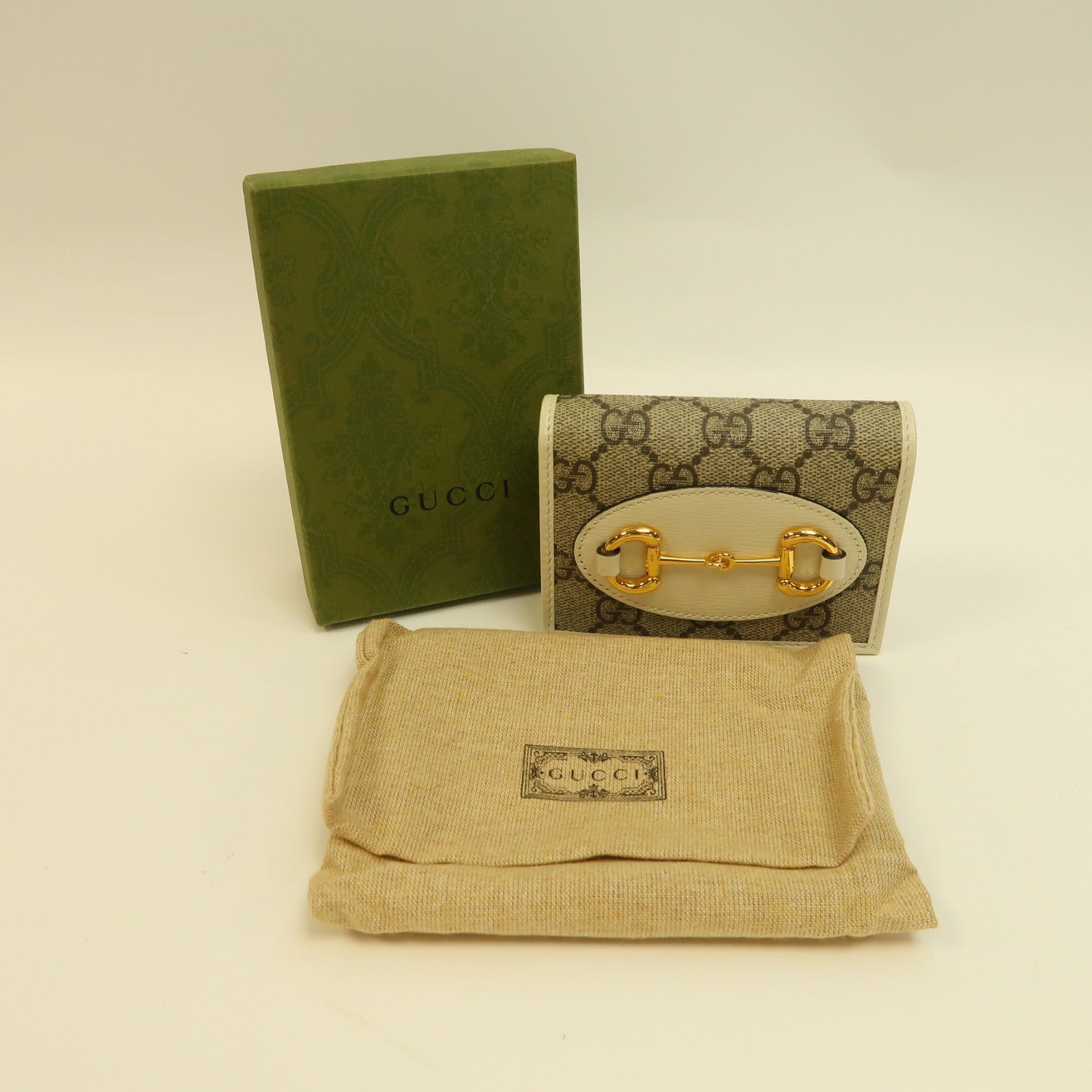 GUCCI 塗層帆布/牛皮皮革Gucci Horsebit金扣卡片套米色