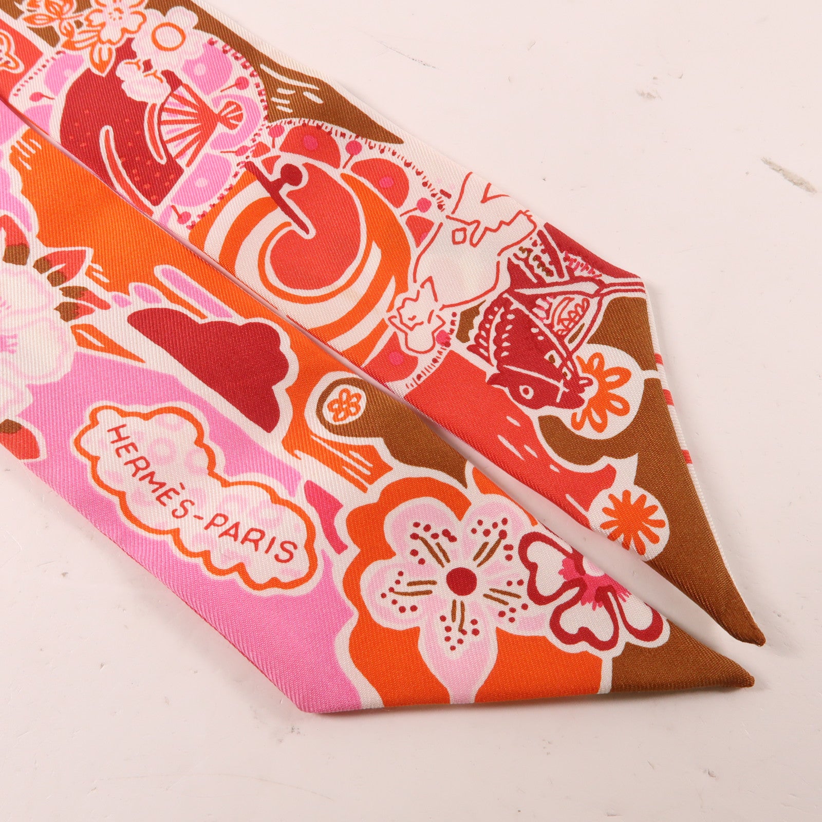 HERMES 絲質Twilly絲巾粉紅色