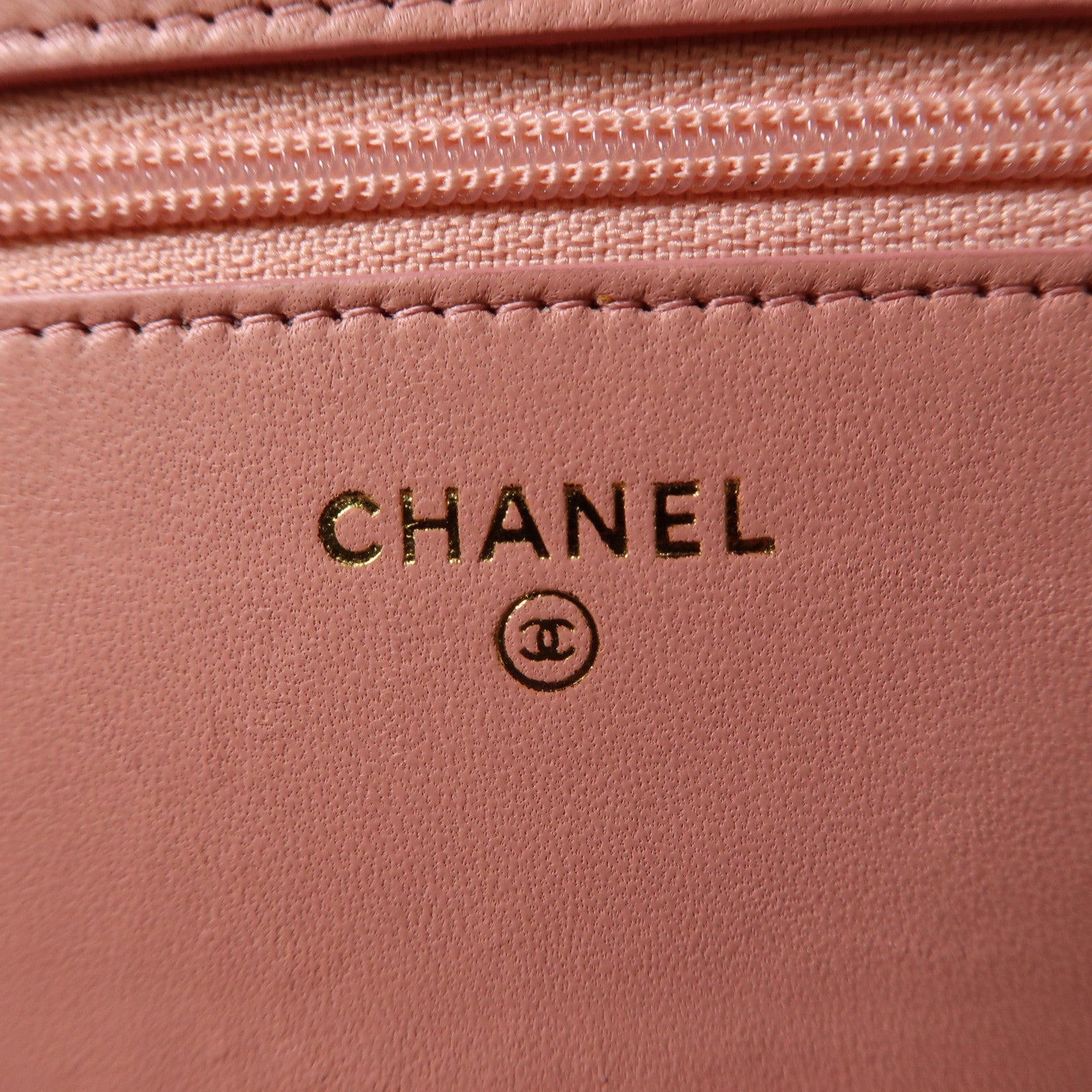 CHANEL 菱格羊皮皮革Wallet On Chain金扣鏈帶肩背袋粉紅色