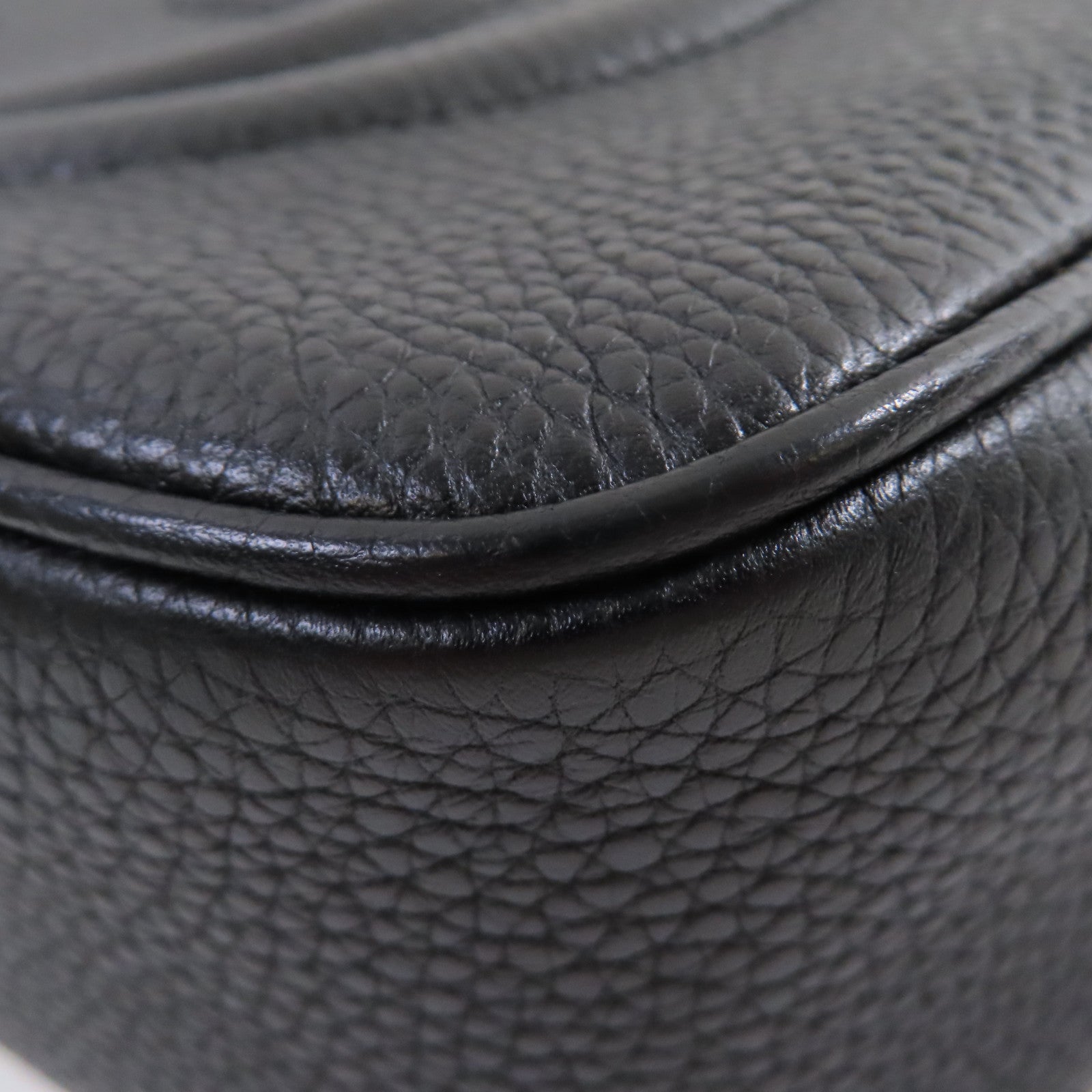 GUCCI 牛皮皮革Soho Disco Shoulder Bag金扣肩背袋黑色