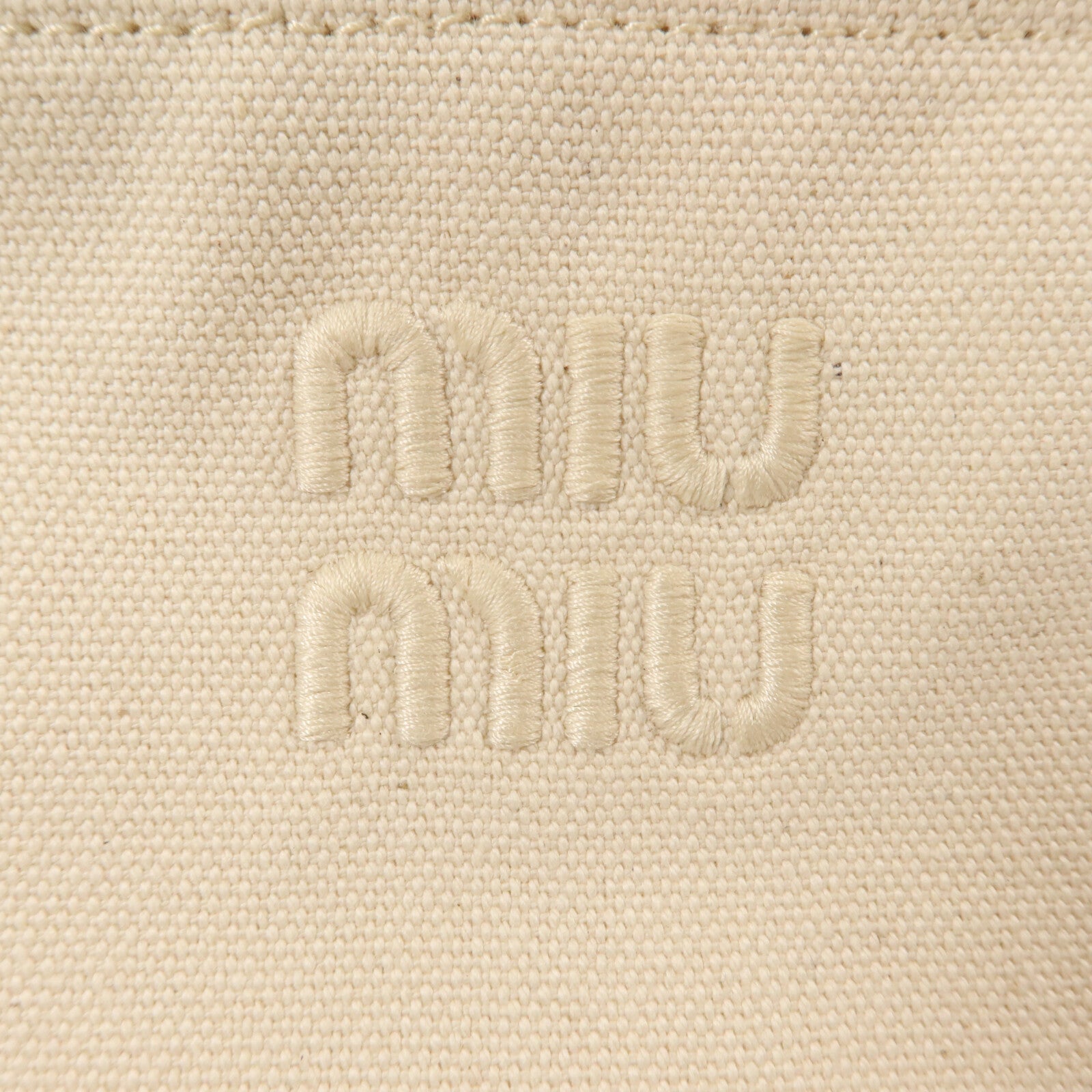 Miu Miu Raffia Woven Hobo手挽袋