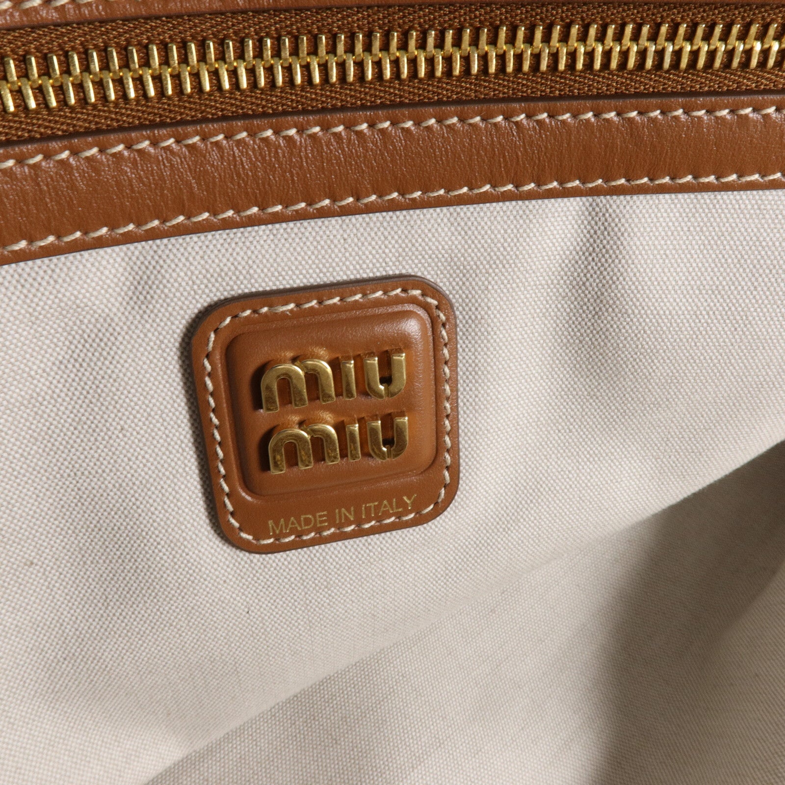 Miu Miu 帆布Ivy Tote Bag肩背袋/手挽袋