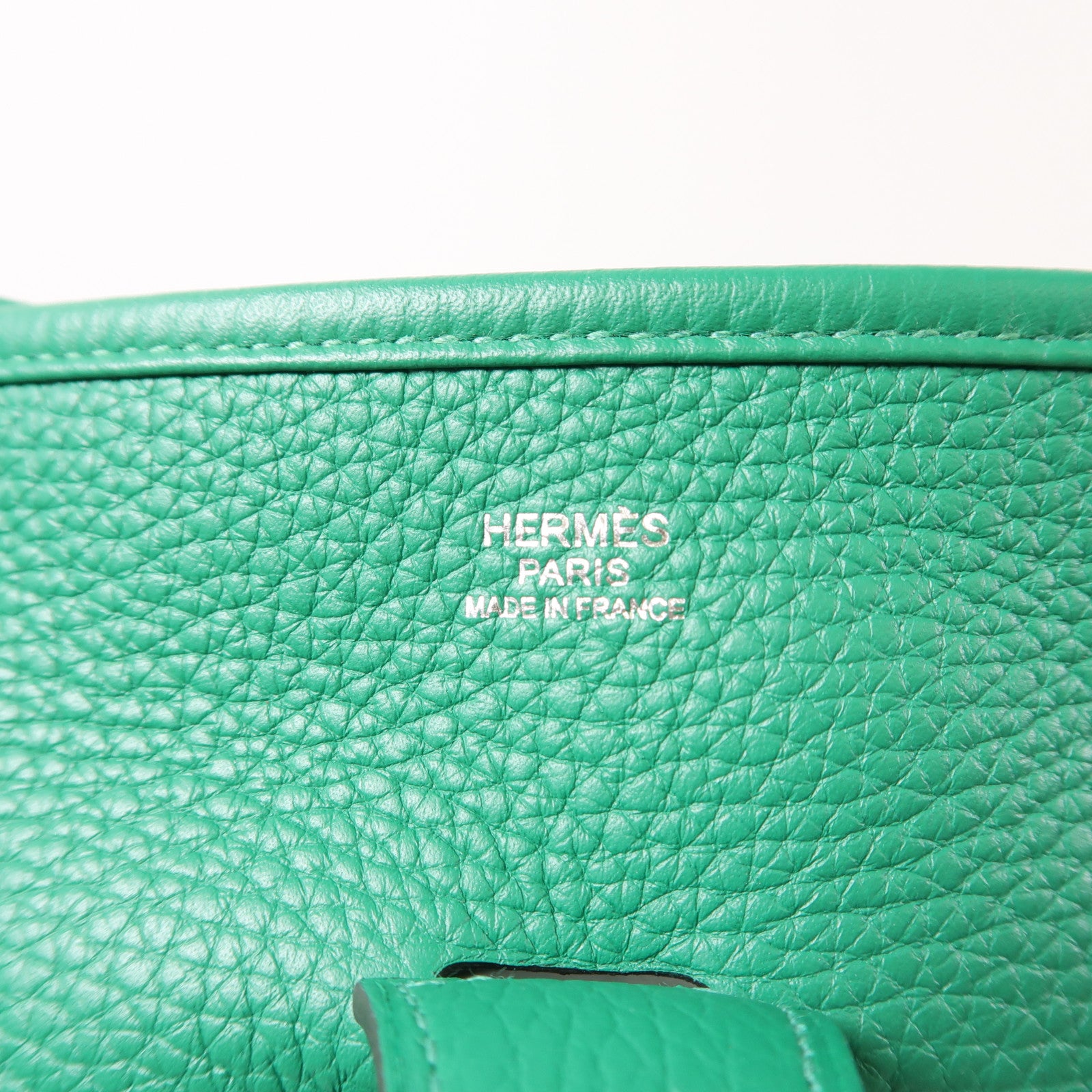 HERMES Clemence皮革Evelyne PM銀扣肩背袋Vert Vertigao
