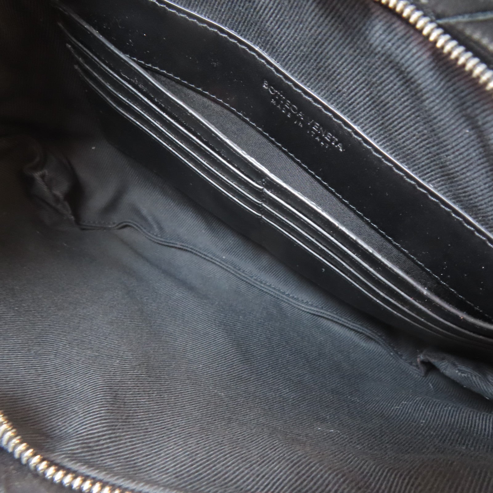 BOTTEGA VENETA 織紋皮革Clutch Bag銀扣手拿包黑色