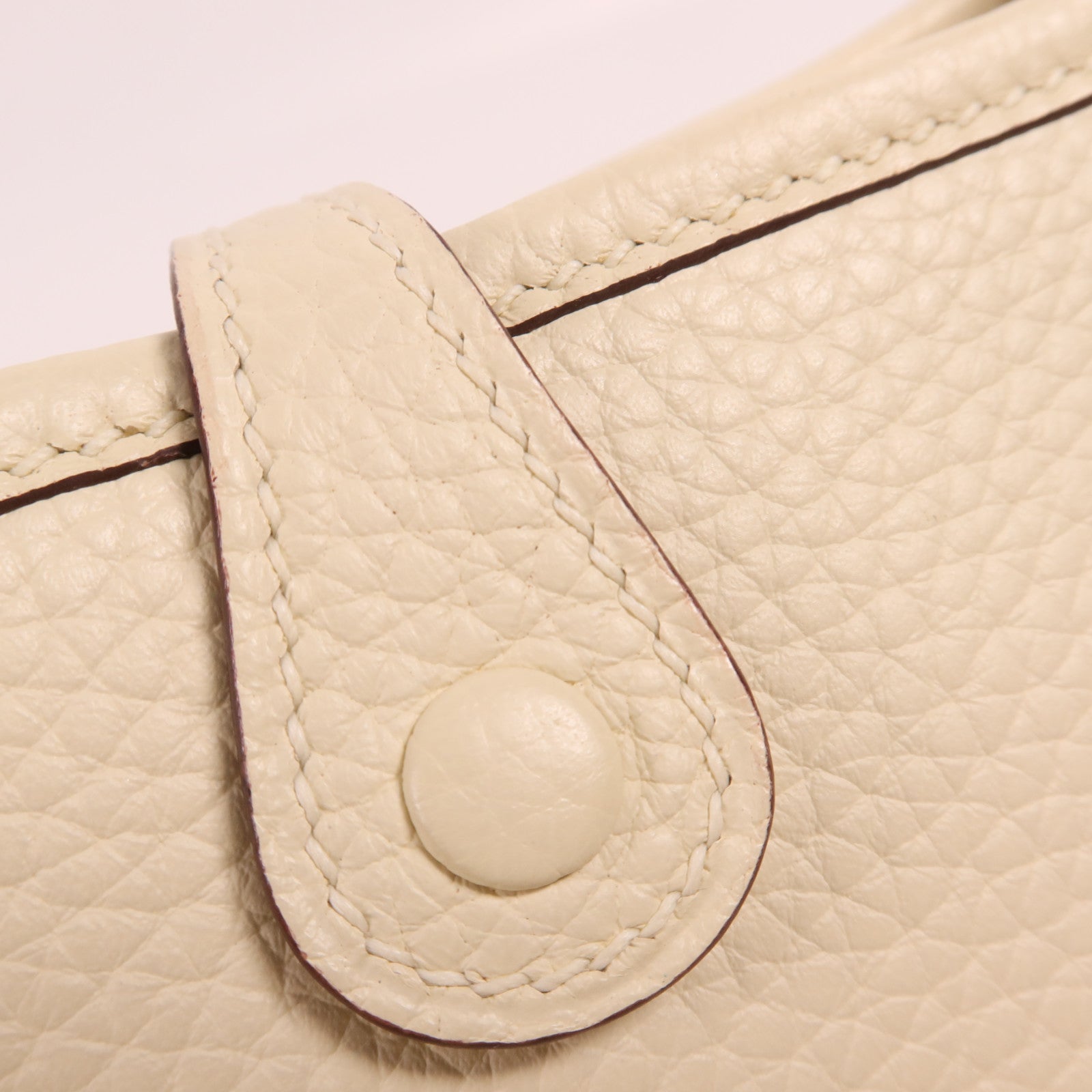 HERMES Clemence皮革Evelyne TPM金扣肩背袋Nata