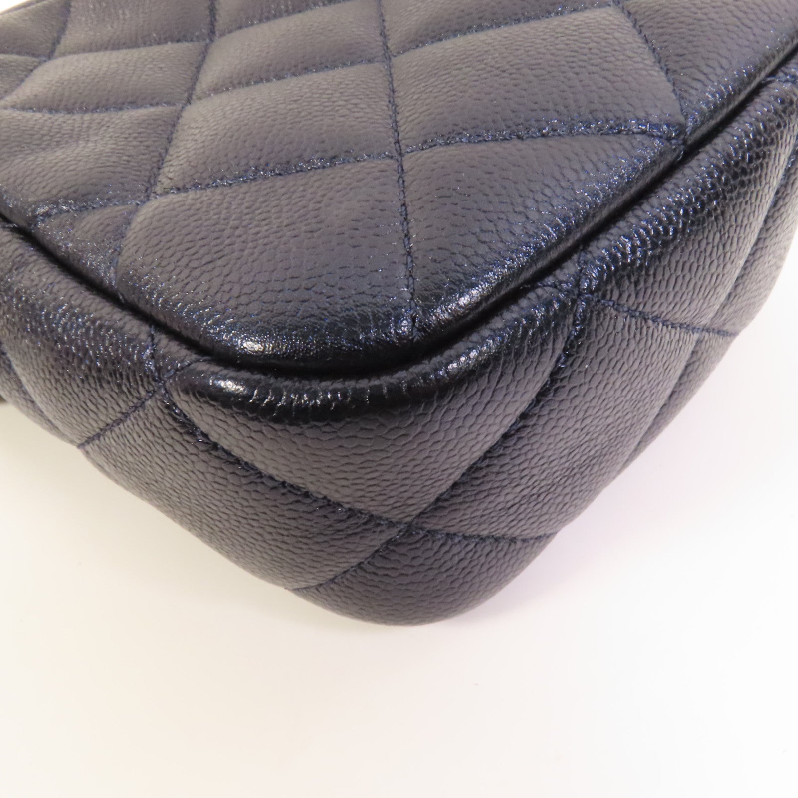 CHANEL 牛皮皮革Camera Bag金扣鏈帶肩背袋