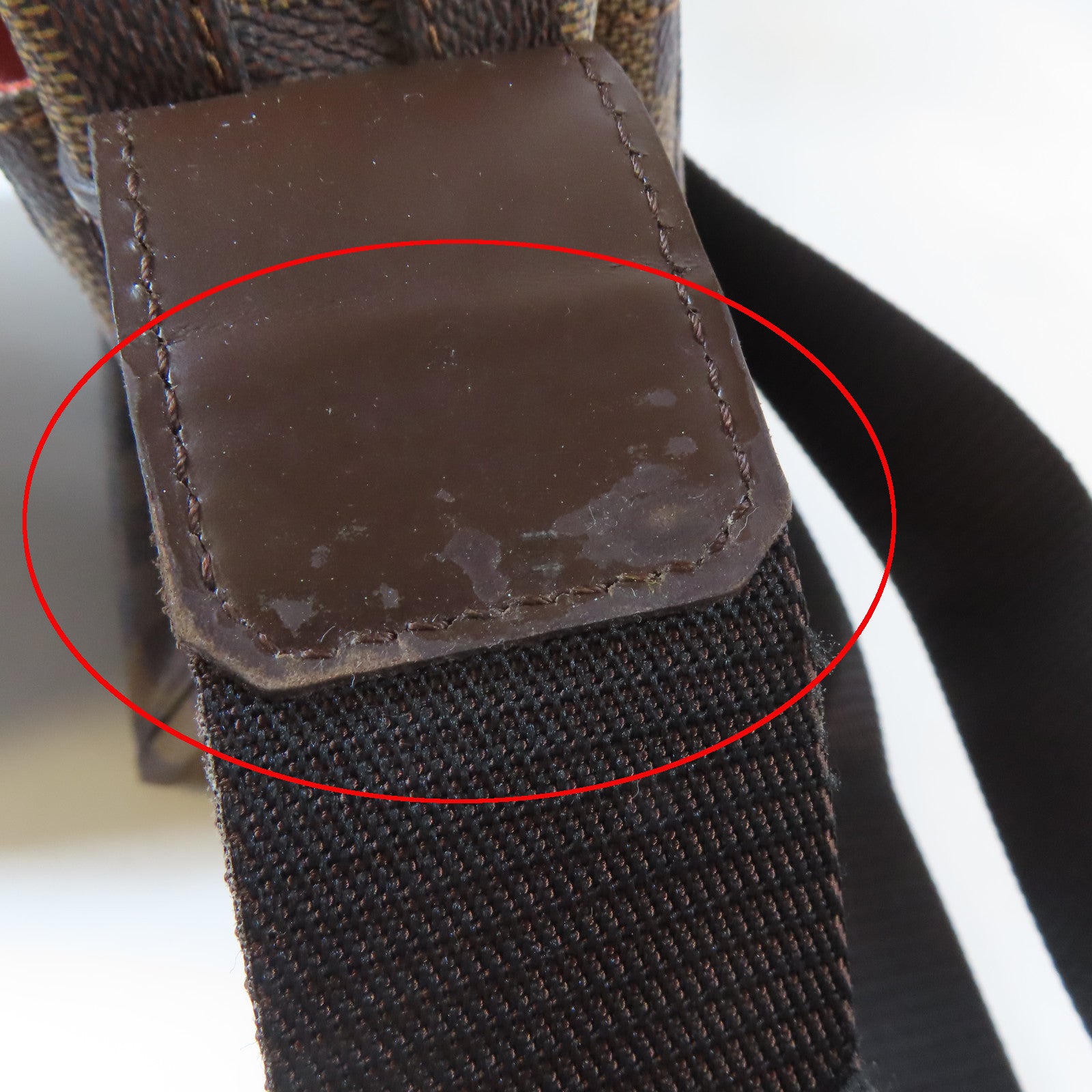 LOUIS VUITTON Damier Ebene Naviglio金扣肩背袋啡色