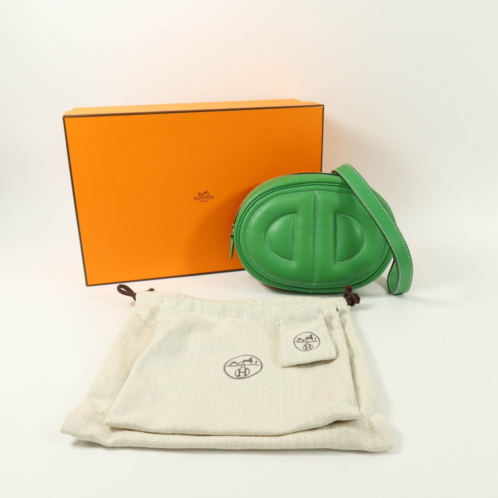 HERMES Swift皮革In The Loop Belt Bag腰包Bamboo/Blue Brume