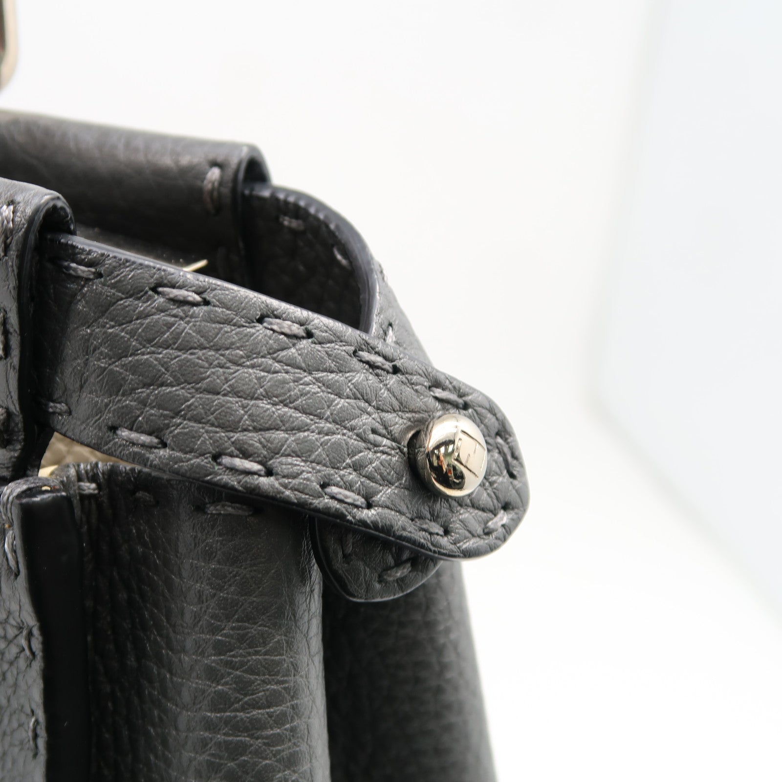 FENDI 牛皮皮革Peekaboo 2 Way Shoulder Bag銀扣手挽肩背兩用袋灰色