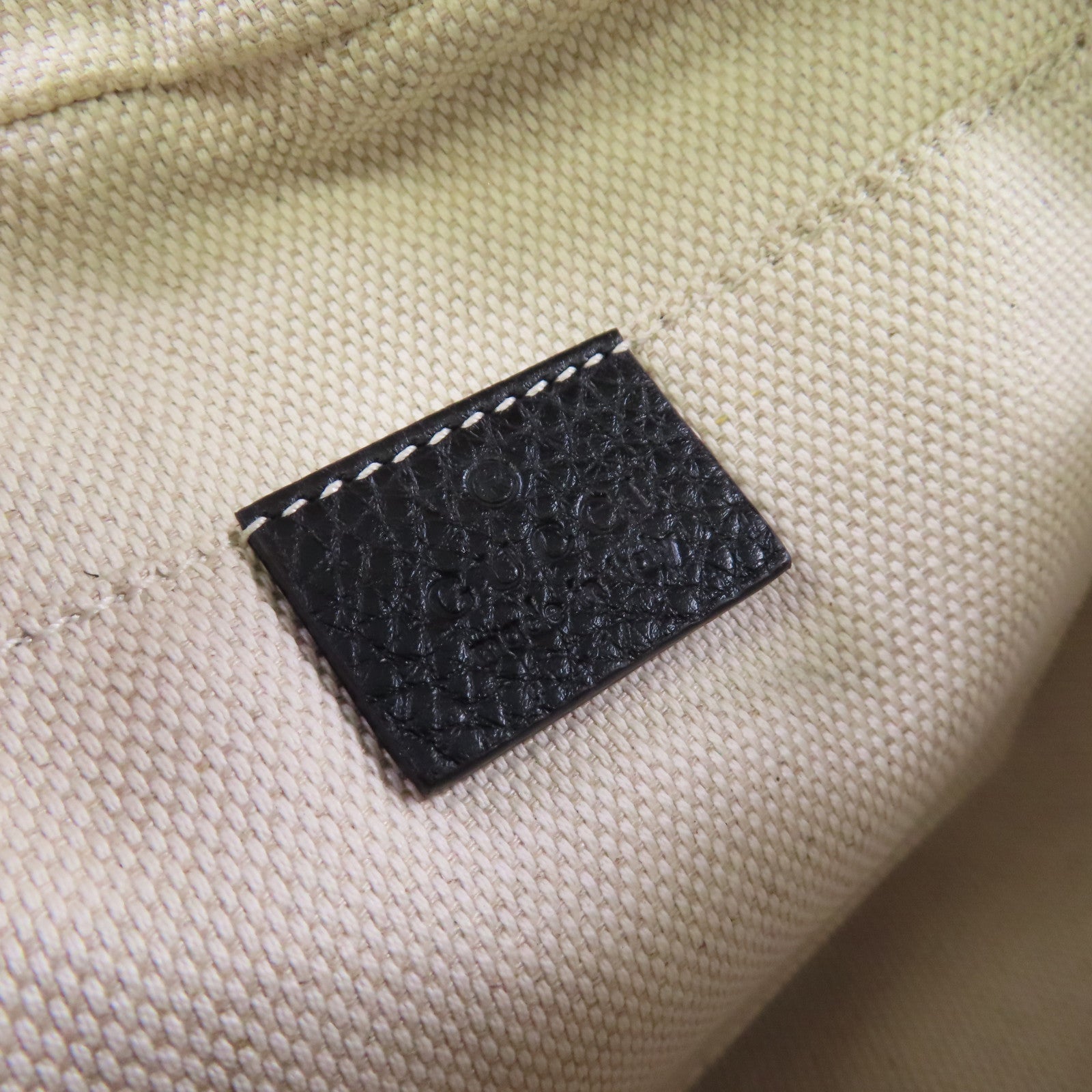 GUCCI 牛皮皮革Soho Disco Shoulder Bag金扣肩背袋黑色