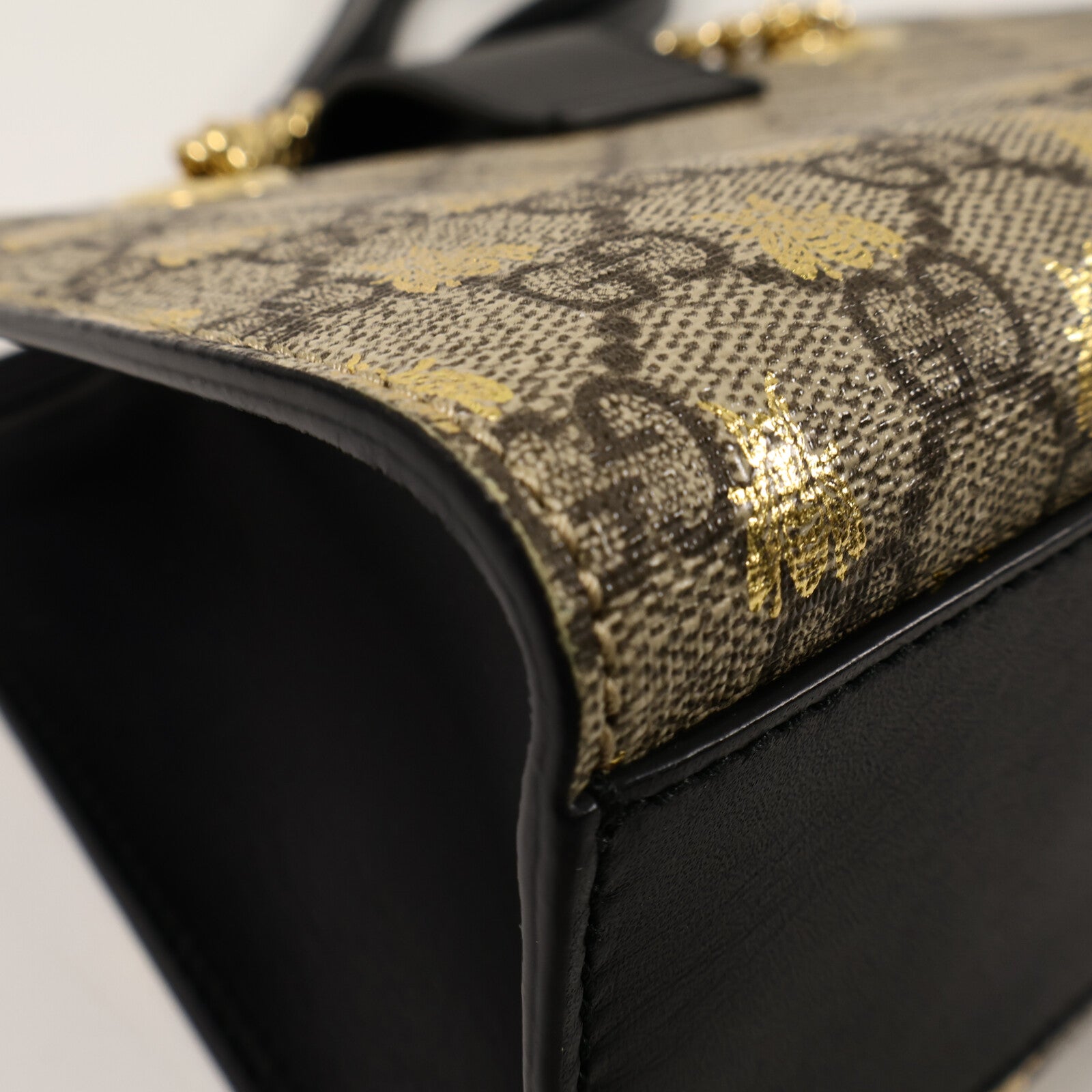 GUCCI 塗層帆布Padlock GG Small鏈帶肩背袋