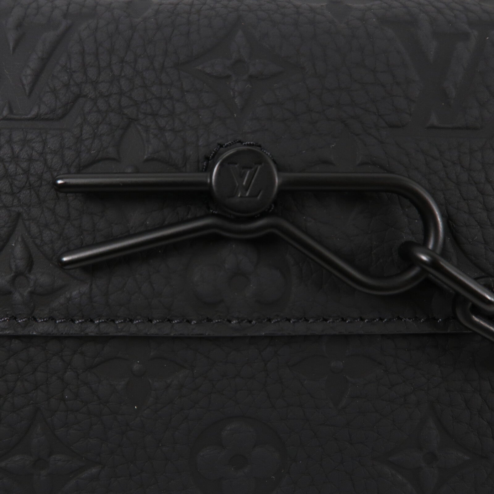 LOUIS VUITTON Monogram Taurillon Steamer Wearable Wallet肩背袋