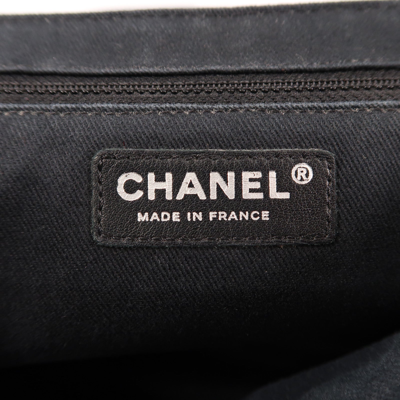 CHANEL 牛皮皮革Shoulder Bag銀扣鏈帶肩背袋