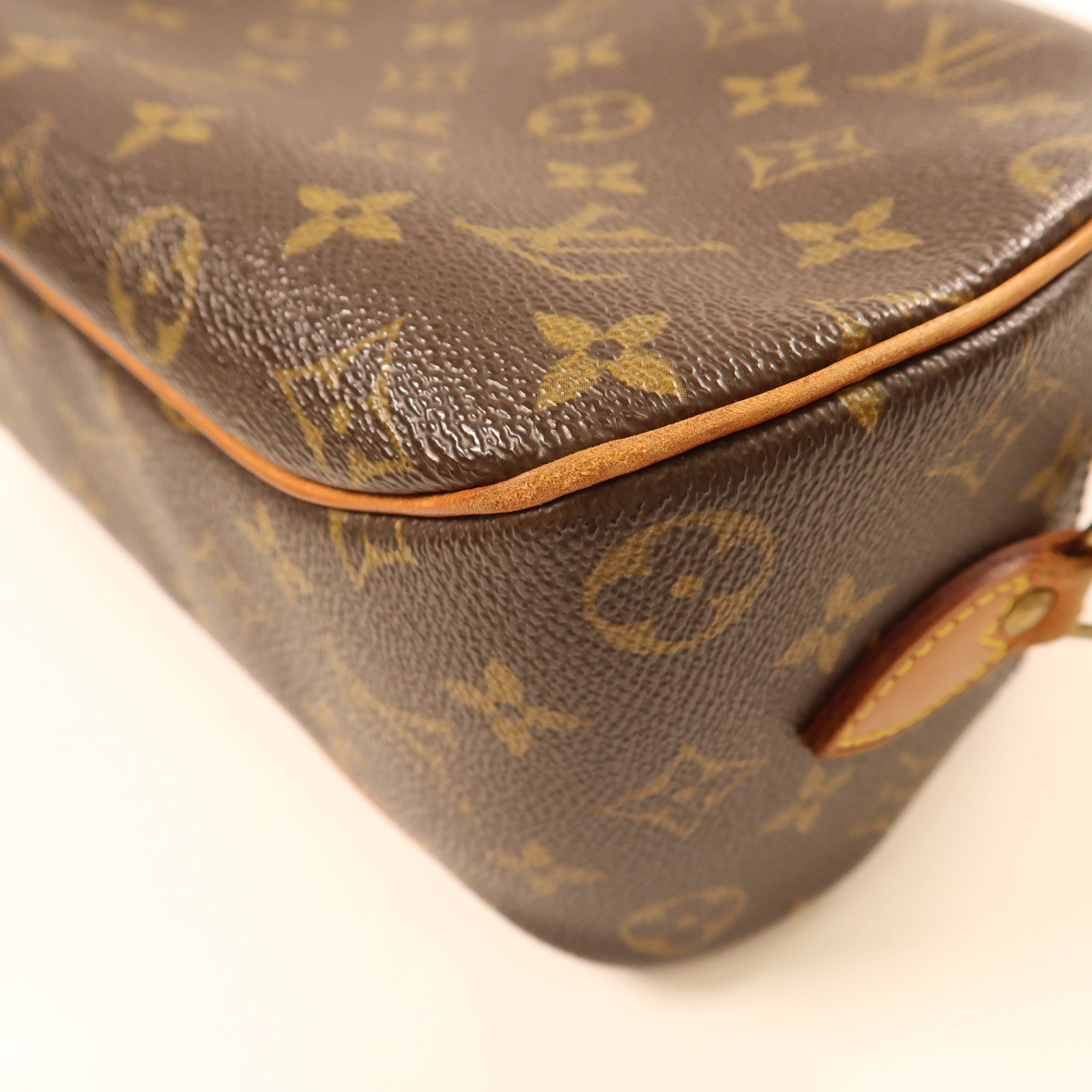 LOUIS VUITTON 【激減優惠】Monogram Blois金扣肩背袋啡色