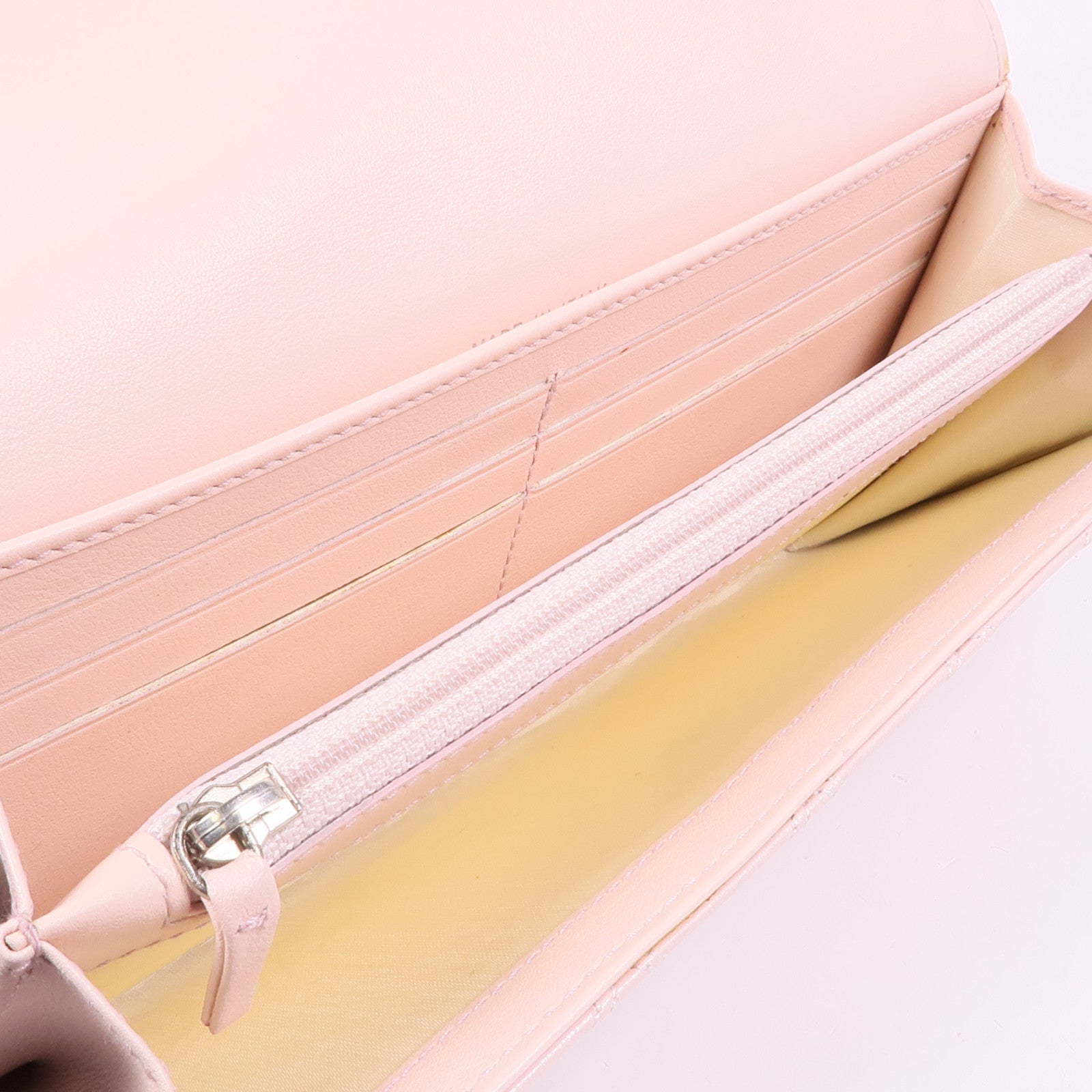 CHANEL 牛皮皮革Long Wallet銀扣長錢包