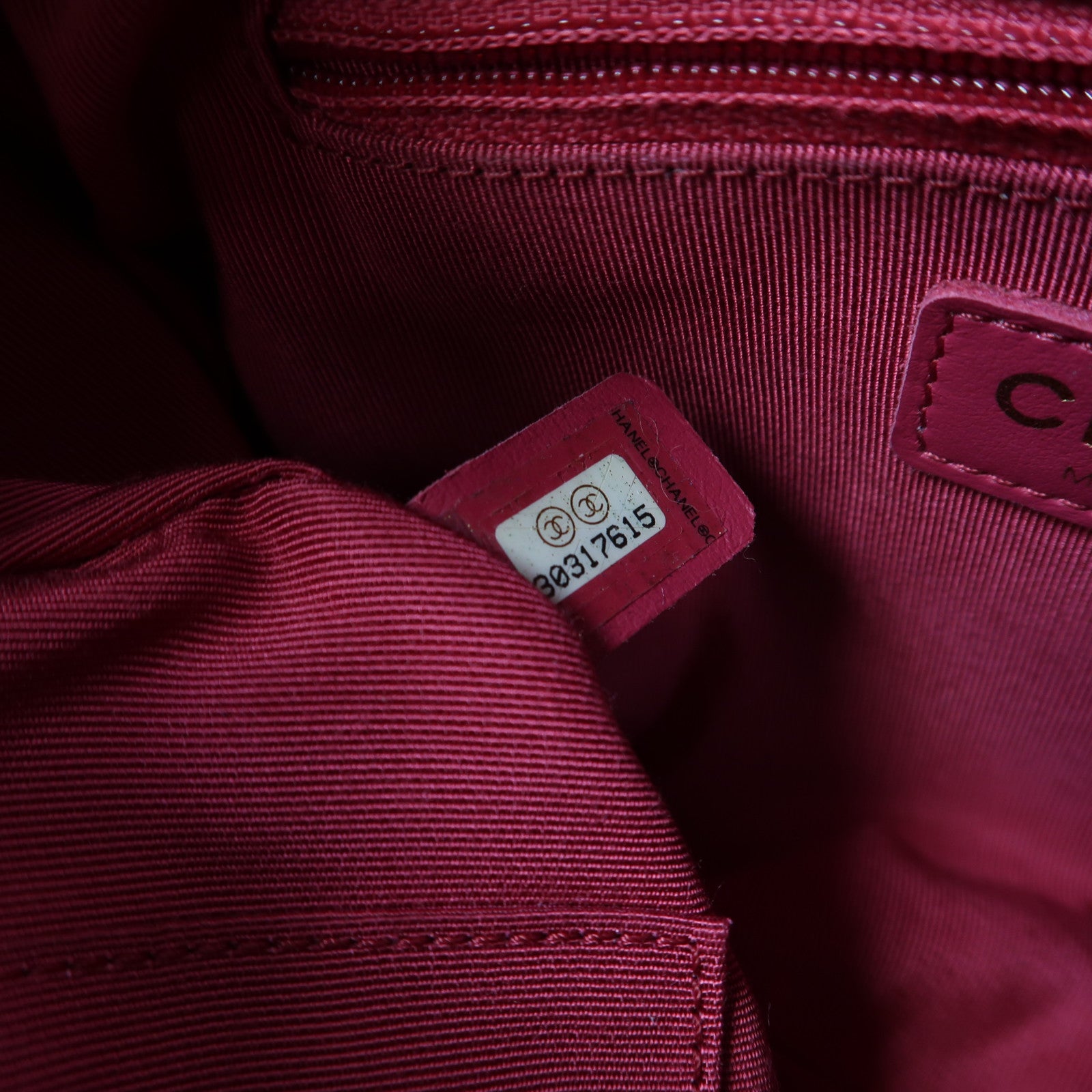 CHANEL 菱格羊皮皮革Chain Shoulder金扣鏈帶肩背袋深藍色