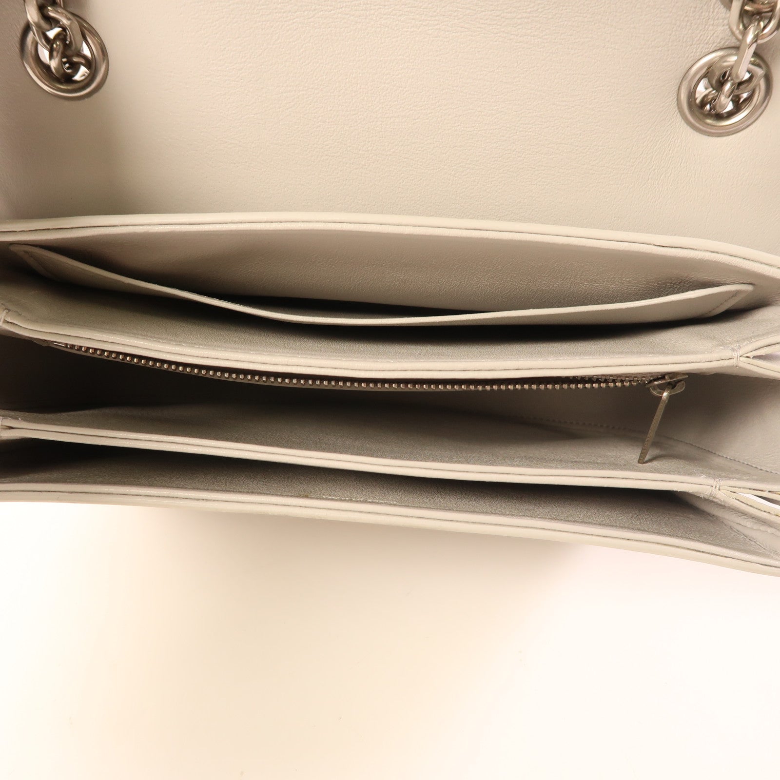 CELINE 牛皮皮革Medium C鏈帶肩背袋