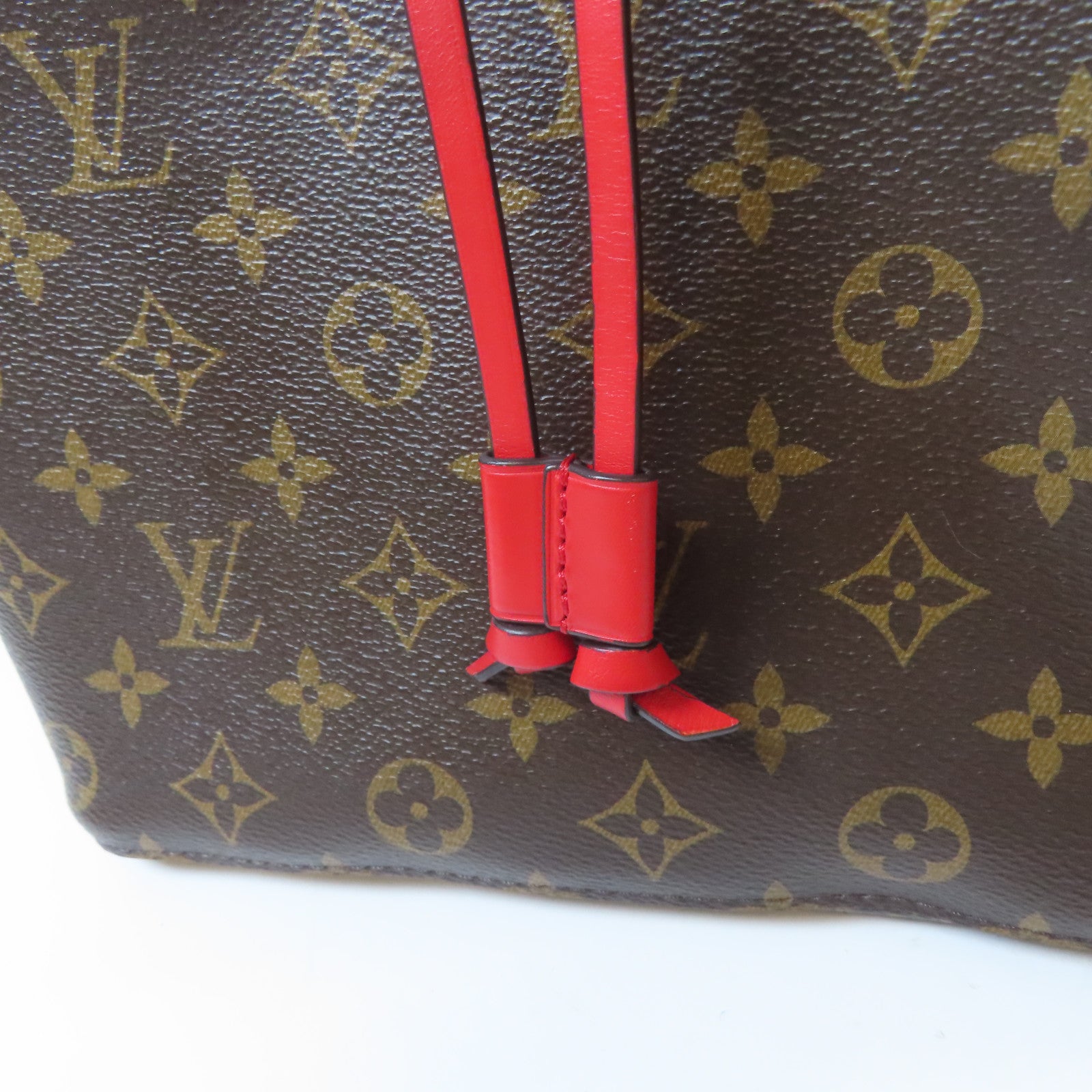 LOUIS VUITTON Monogram Neo Noe MM金扣肩背袋紅色/啡色