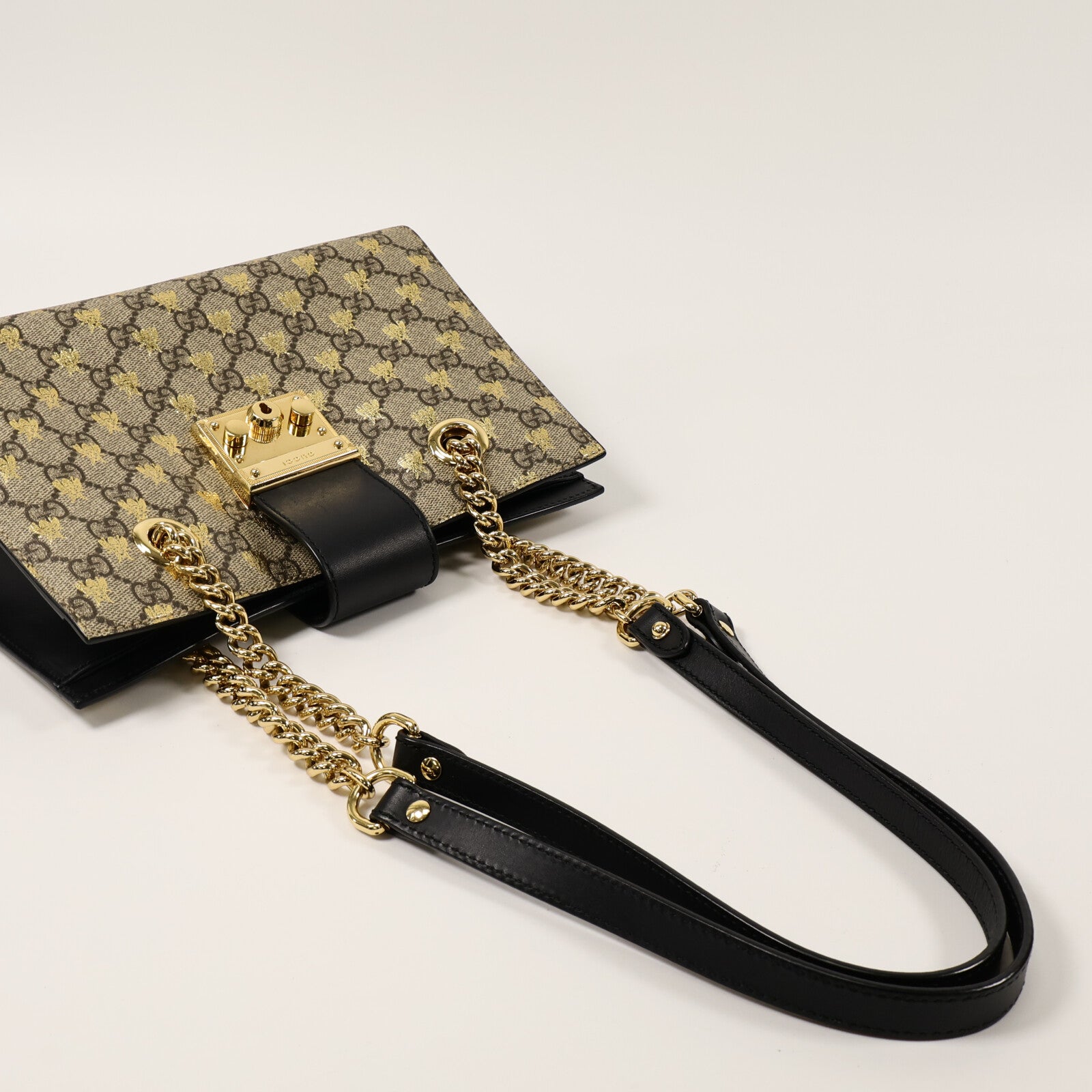 GUCCI 塗層帆布Padlock GG Small鏈帶肩背袋