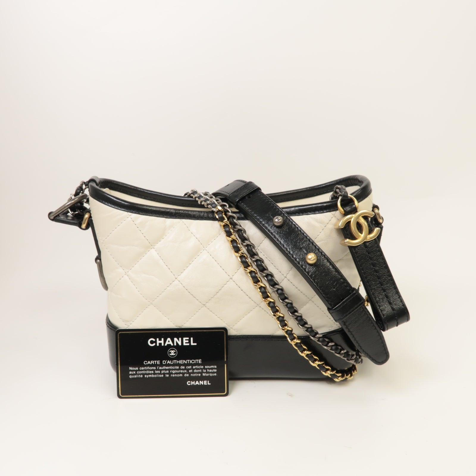 CHANEL 【激減優惠】菱格牛皮皮革Gabrielle Small金扣/銀扣鏈帶肩背袋白色/黑色