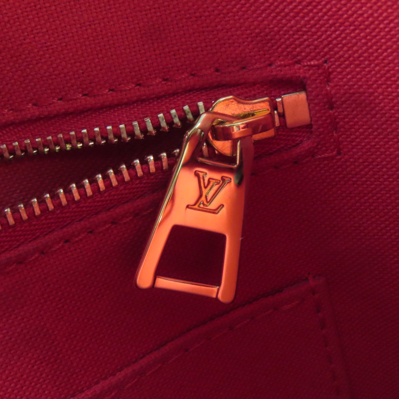 LOUIS VUITTON Monogram/Monogram Reverse On The Go MM金扣手挽肩背兩用袋啡色
