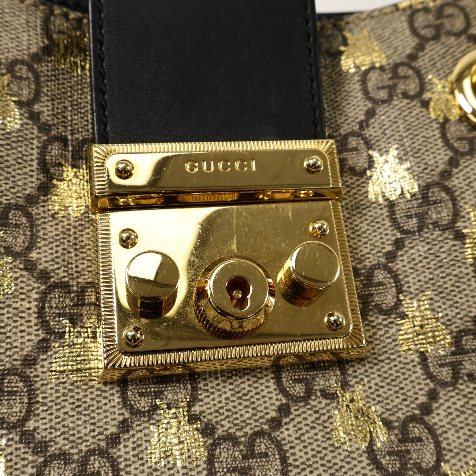 GUCCI 塗層帆布Padlock GG Small鏈帶肩背袋