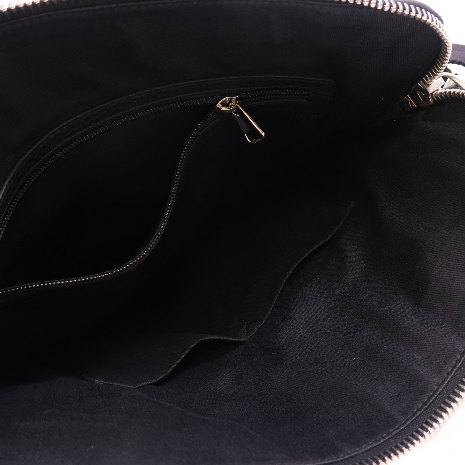 BALLY 牛皮皮革Shoulder Bag銀扣肩背袋