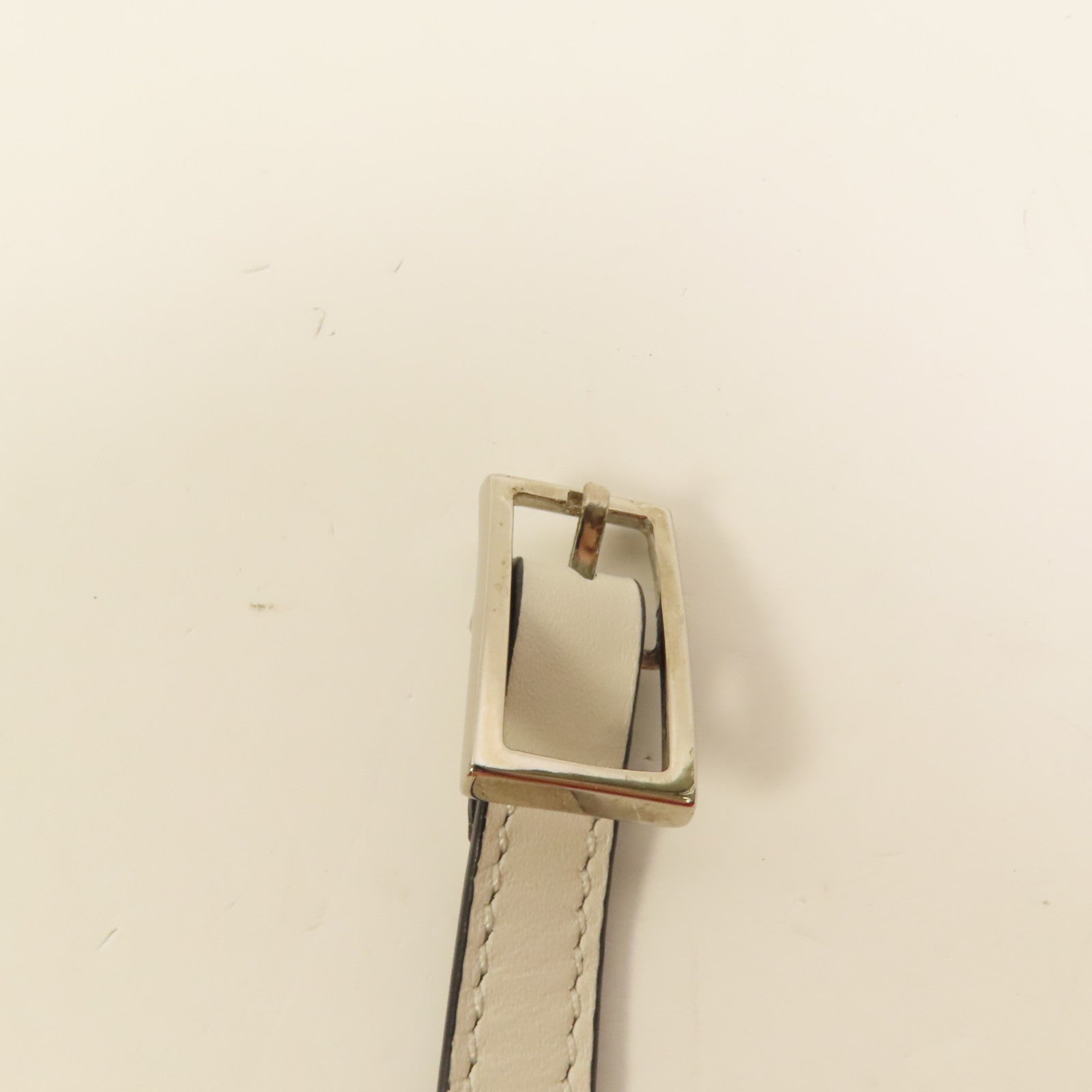 LOEWE 【激減優惠】牛皮皮革Heel Pouch肩背袋