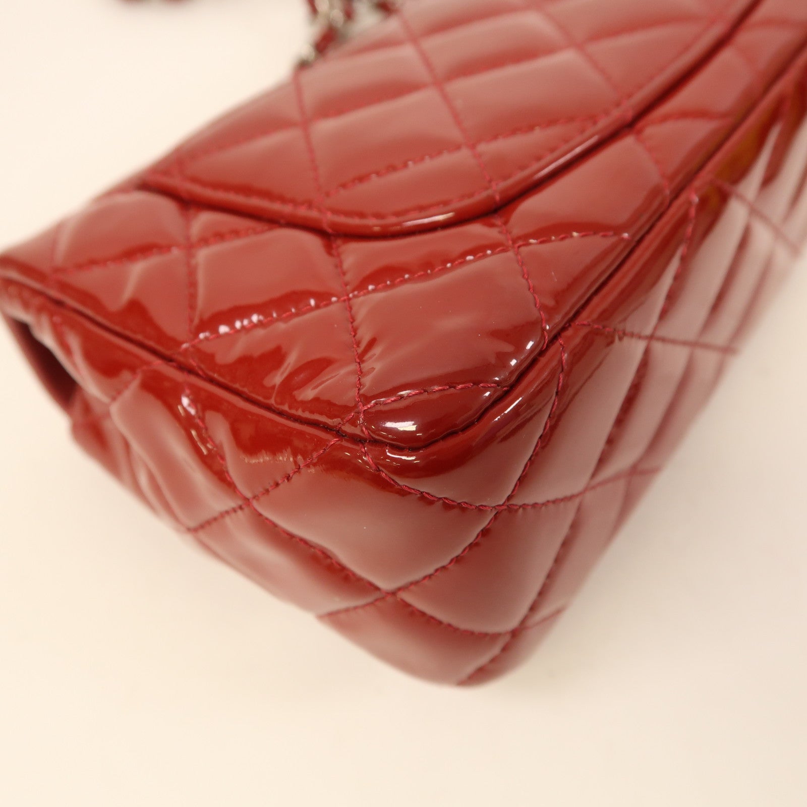 CHANEL 【激減優惠】漆皮皮革Classic 20銀扣肩背袋