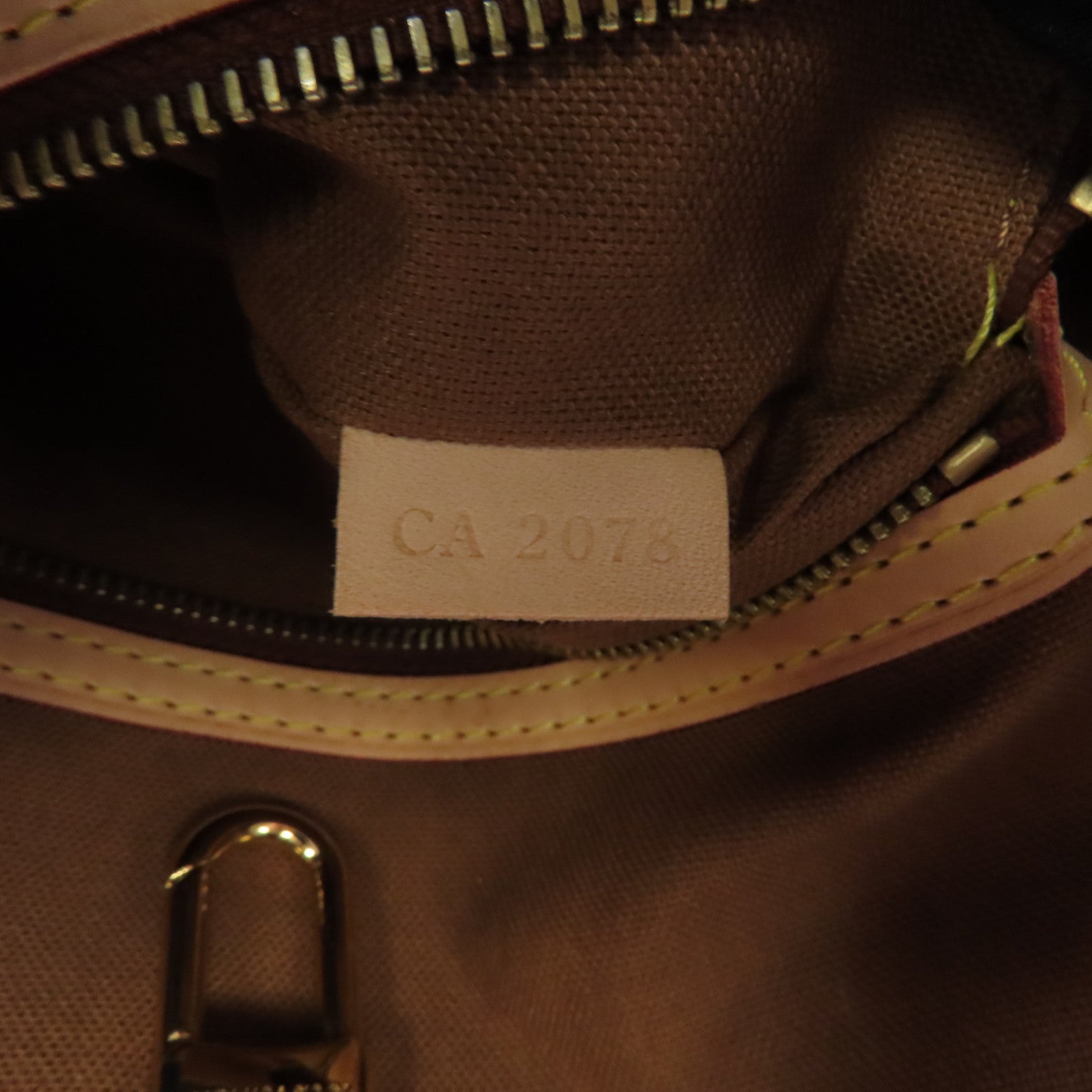LOUIS VUITTON Monogram Batignolles Vertical金扣手挽袋棕色