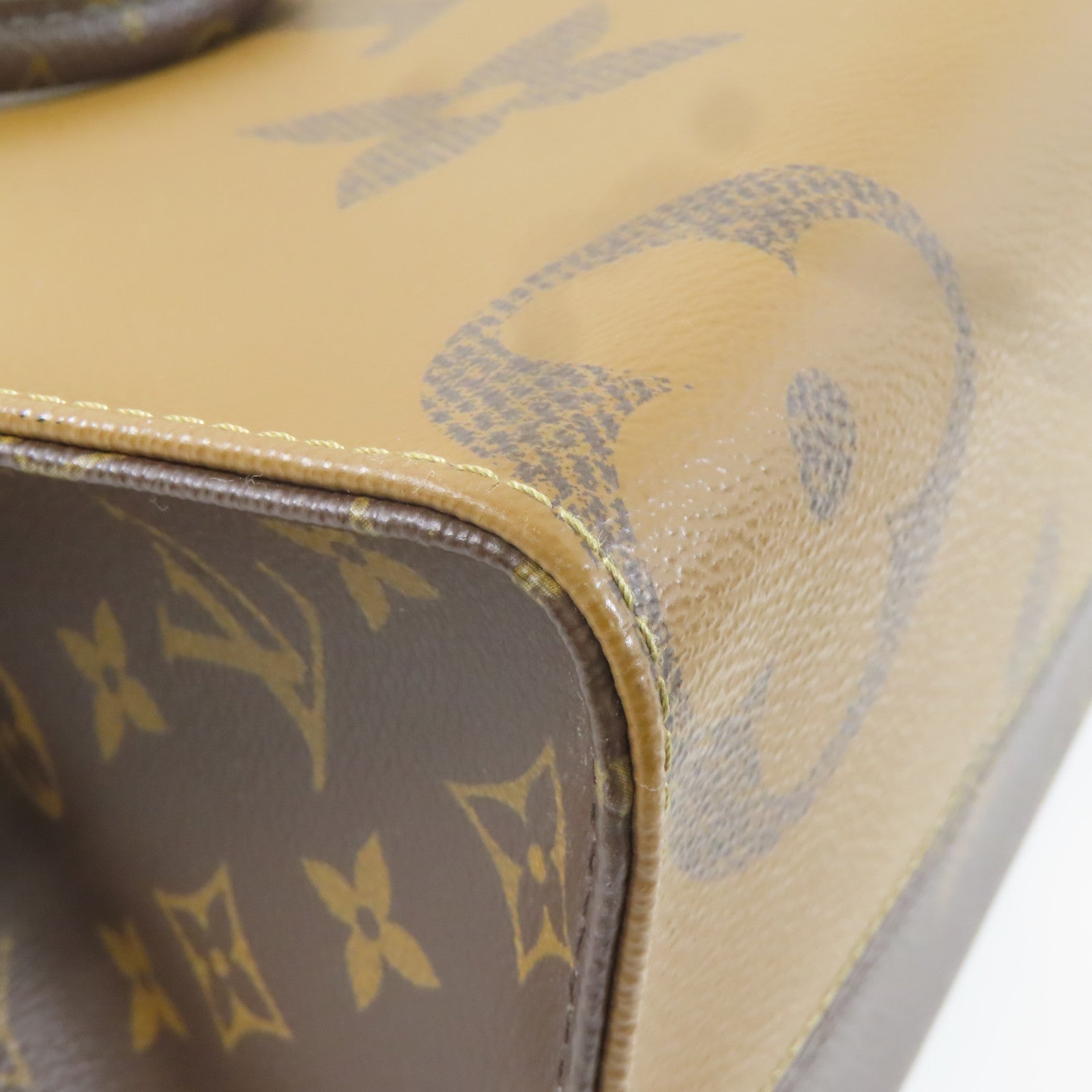 LOUIS VUITTON Monogram/Monogram Reverse On The Go MM金扣手挽肩背兩用袋啡色