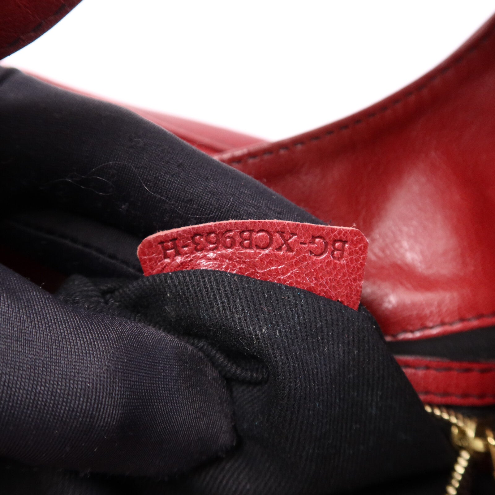 Valentino 牛皮皮革Shoulder Bag金扣肩背袋